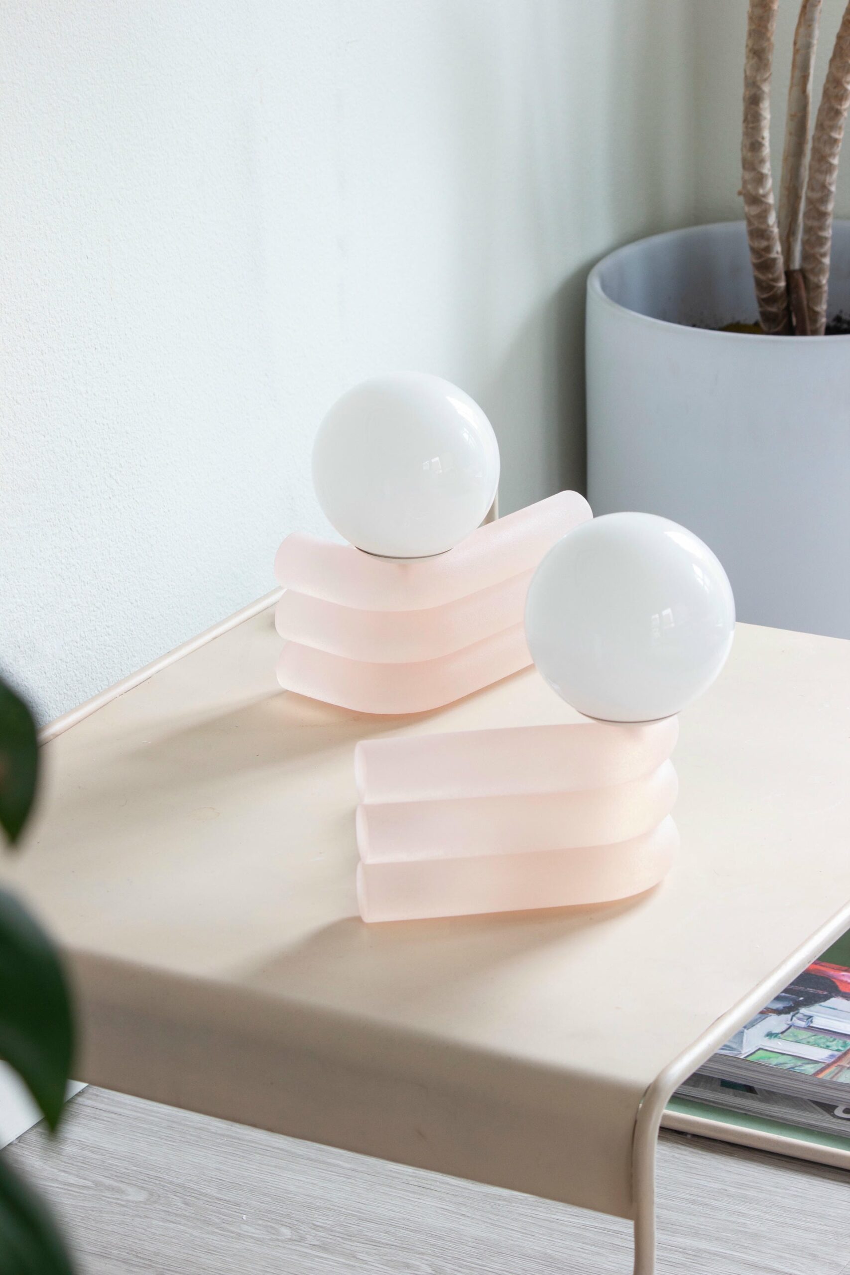 Lychee Small Elio Lamp by Soft Geometry 8