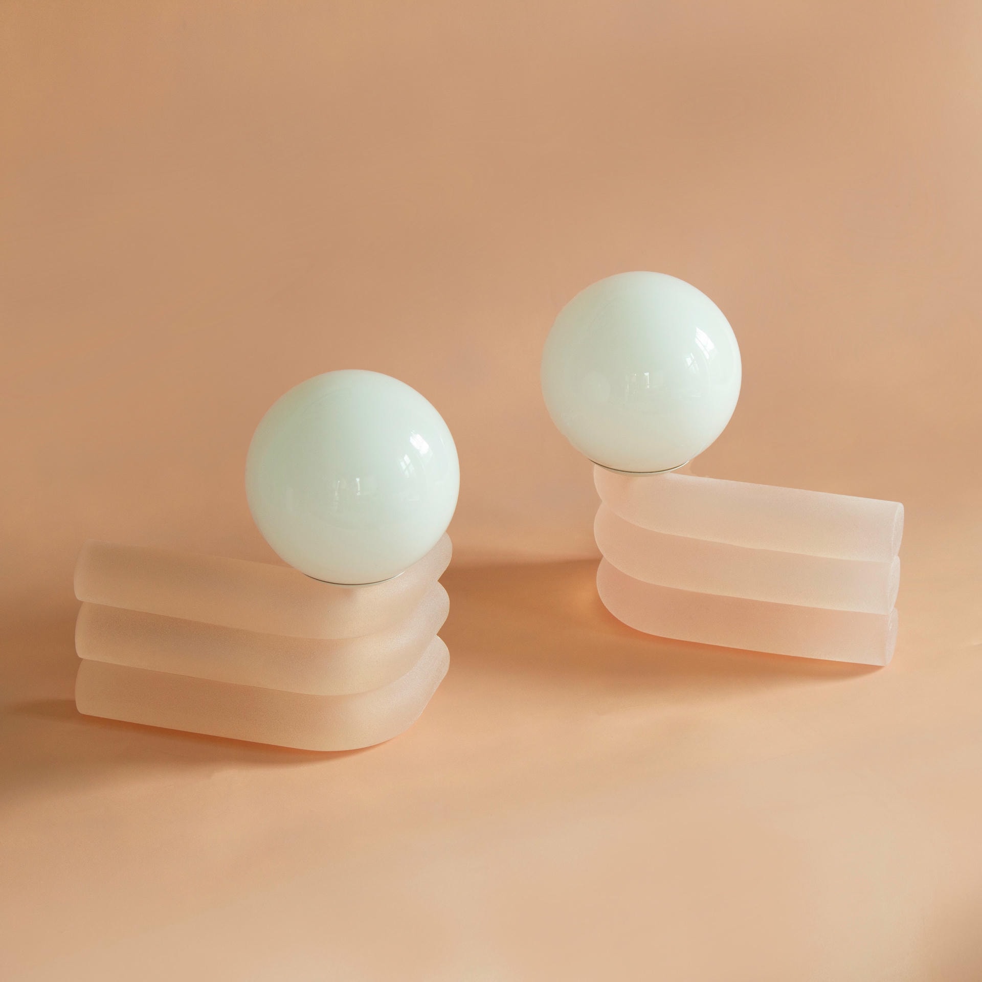 Lychee Small Elio Lamp by Soft Geometry 9