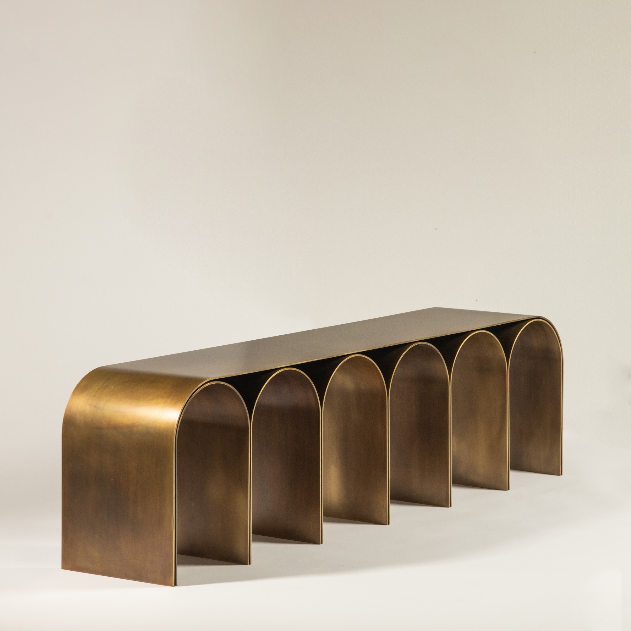 Nabuk Gold Arch Bench by Pietro Franceschini 15