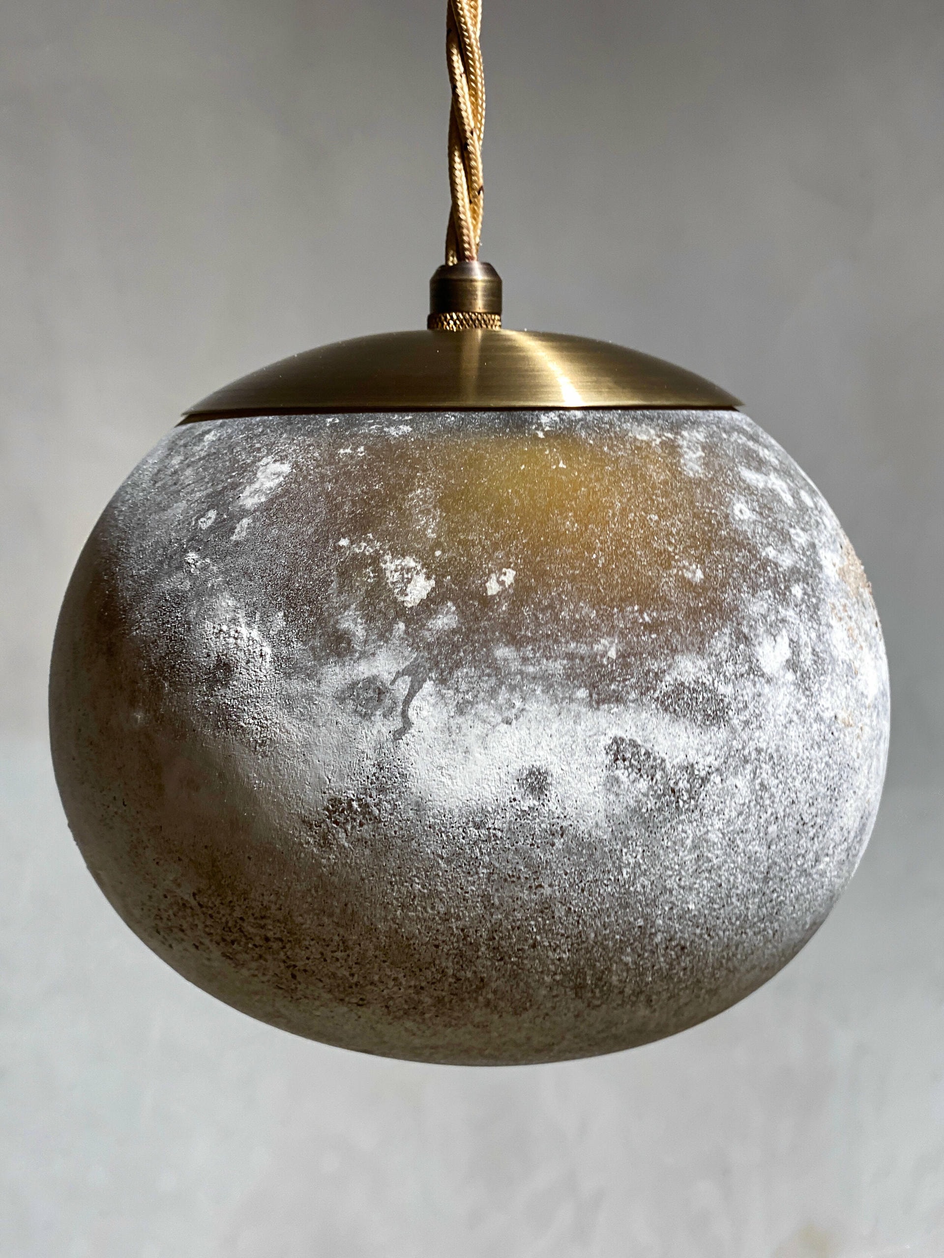 Salty Pendant Ball 20 by Contain 3