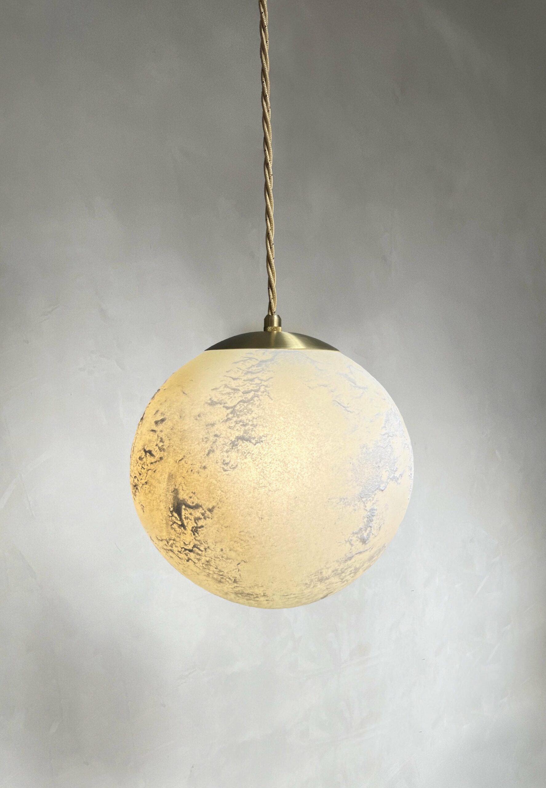 Salty Pendant Ball 20 by Contain 6