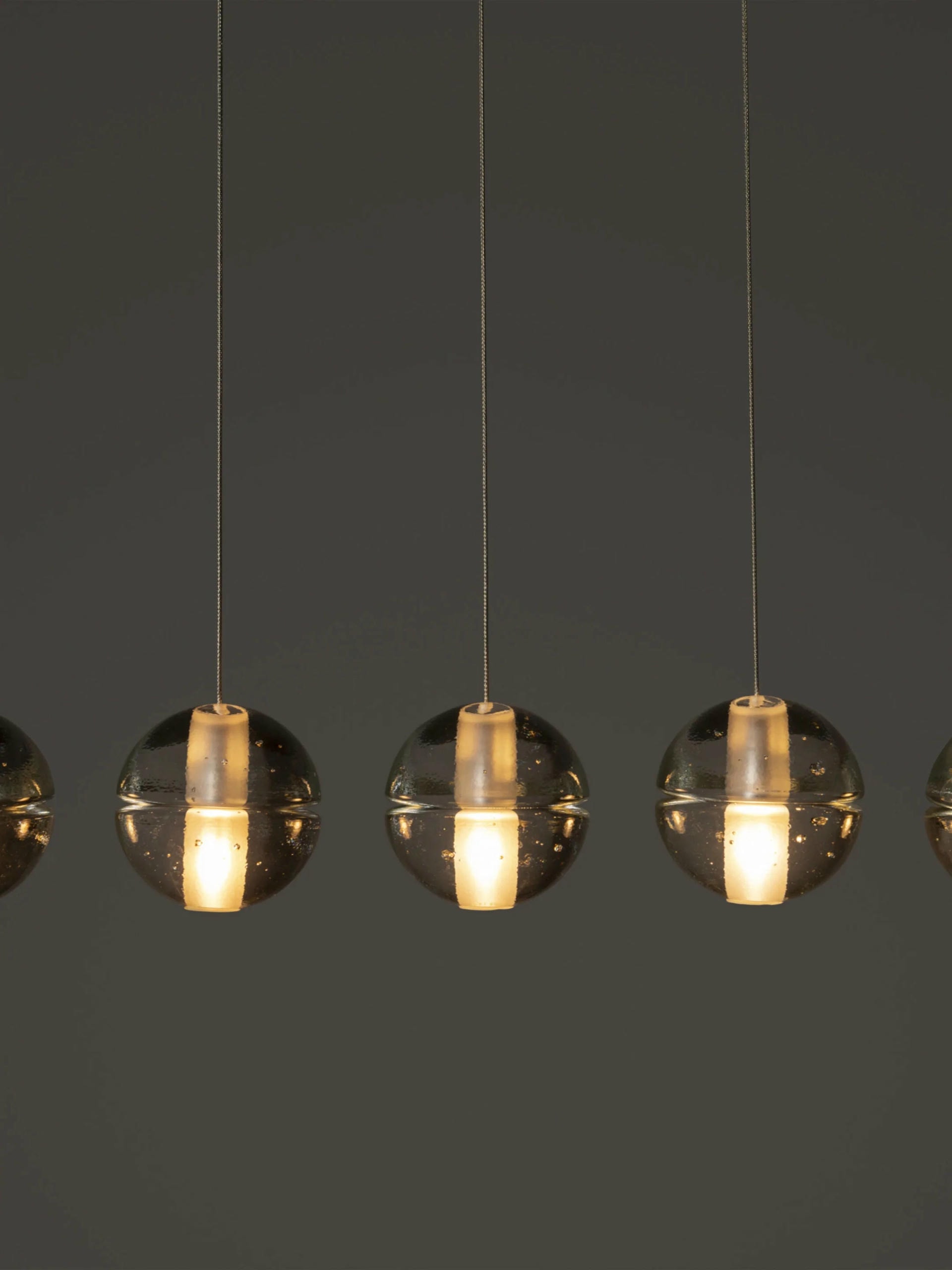 149 Linear Pendant by Bocci 4