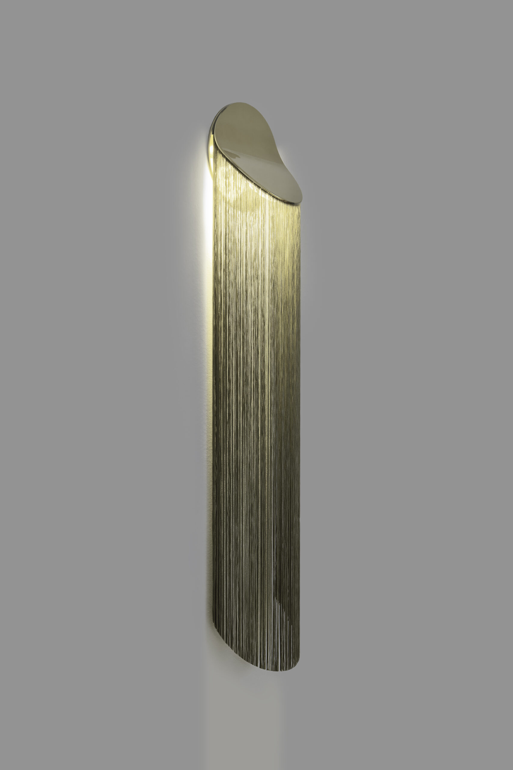Cé Petite Wall Lamp Long by Darmes 3