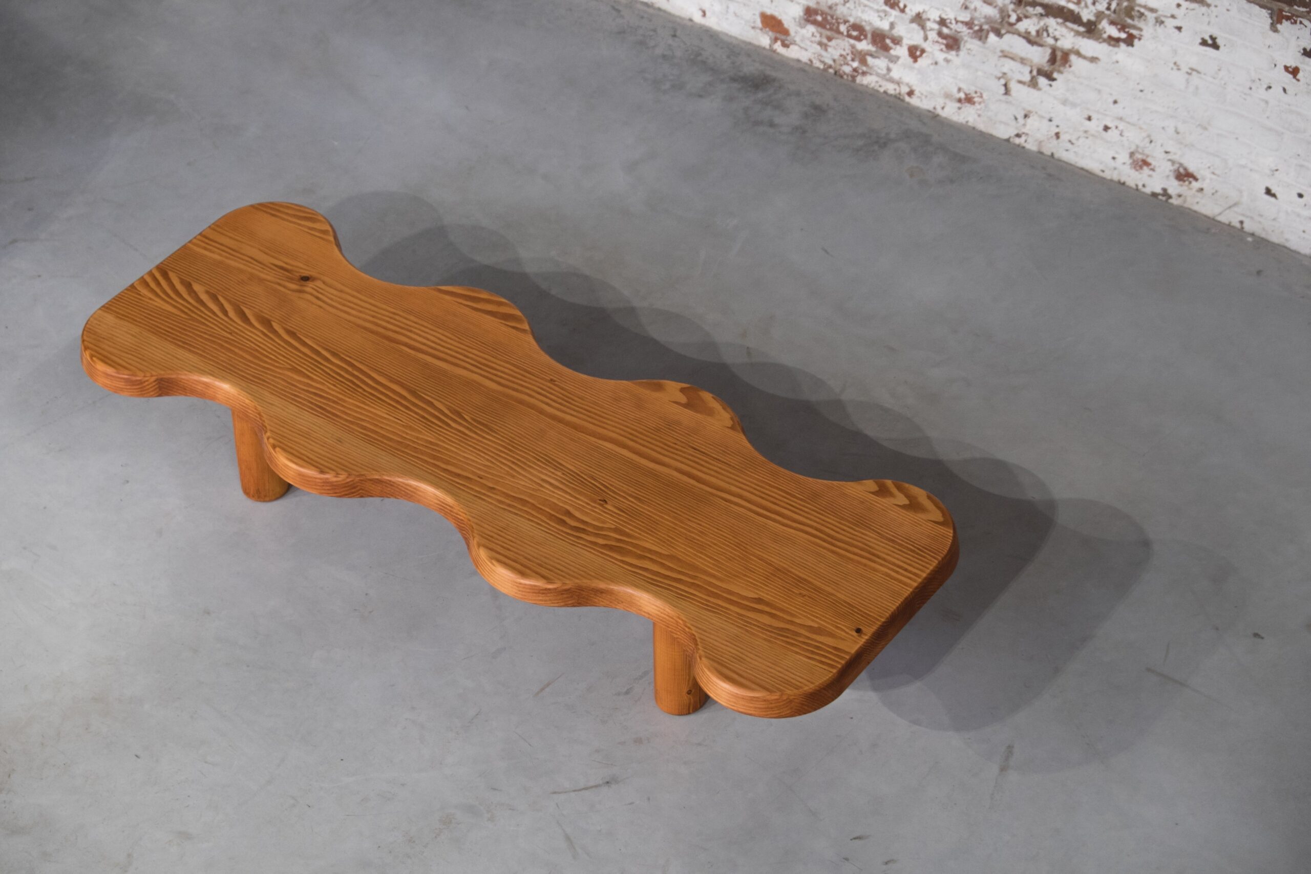 Crocodile Low Table by Atelier Thomas Serruys 2