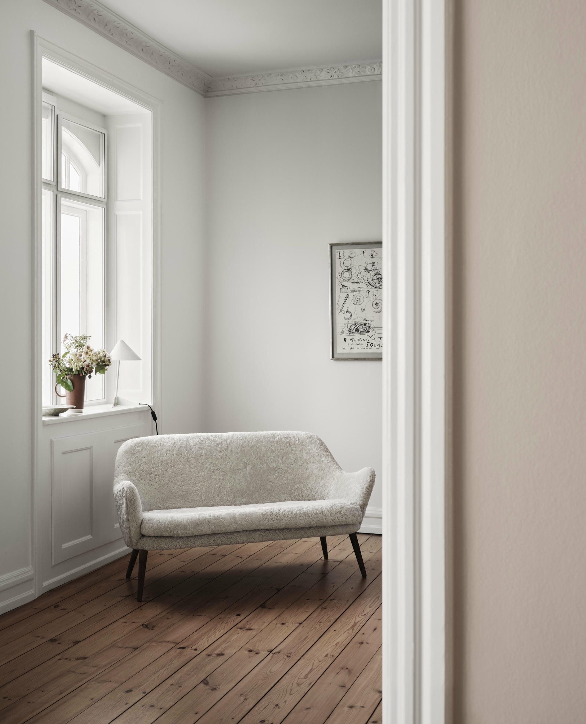 Dwell 2 Seater Sheepskin Moonlight by Warm Nordic 10