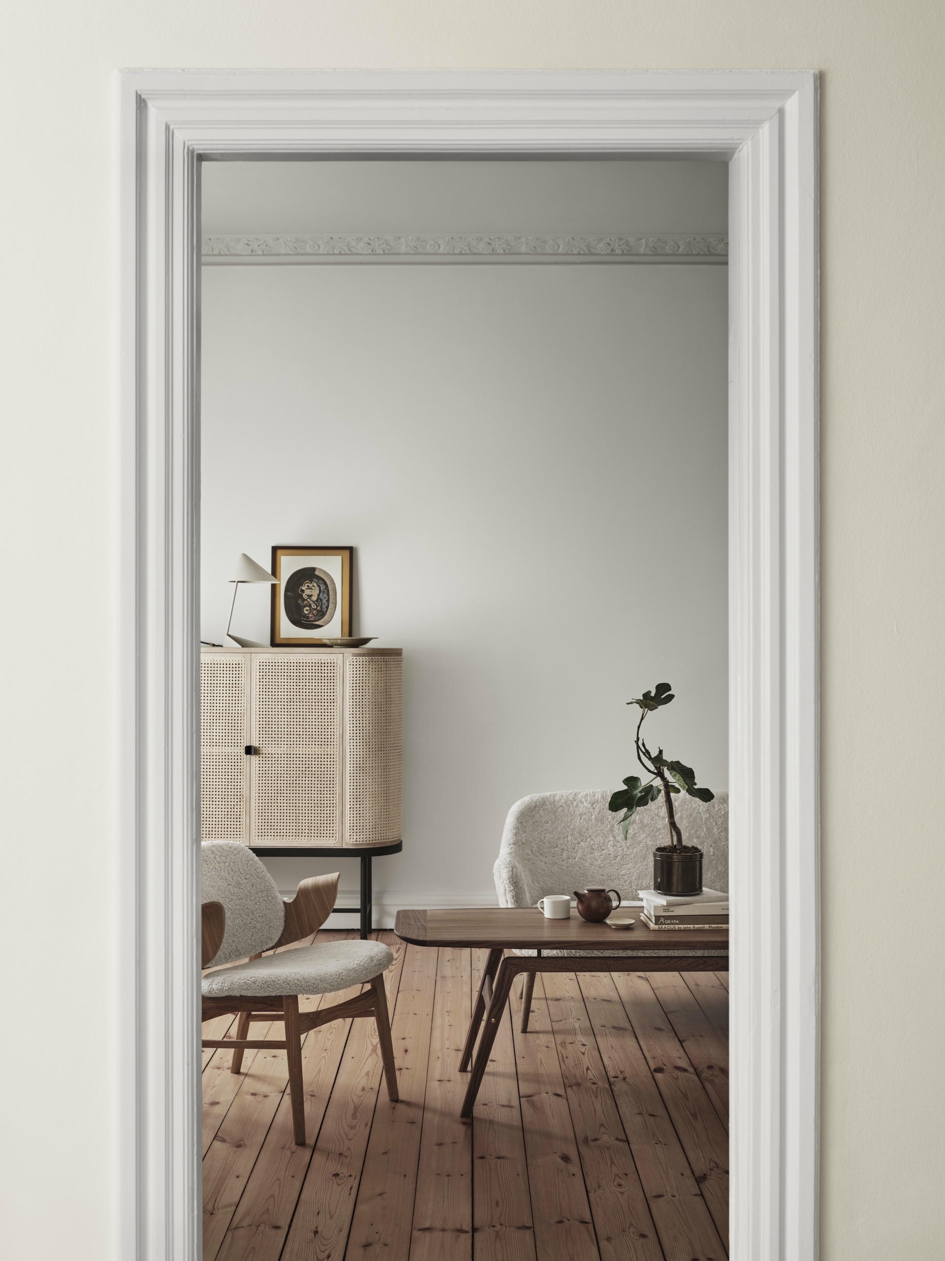 Dwell 2 Seater Sheepskin Moonlight by Warm Nordic 11