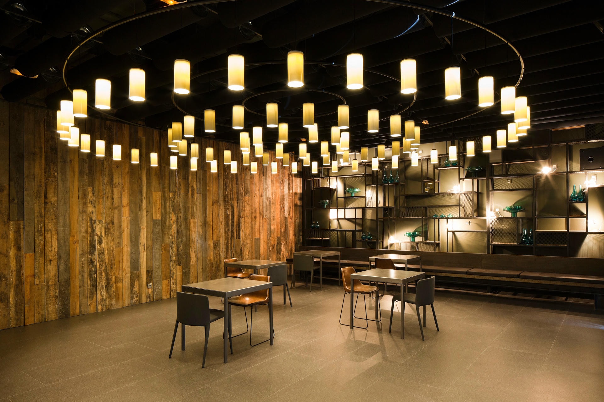 Porcelain Cirio Circular Pendant Lamp by Antoni Arola 8