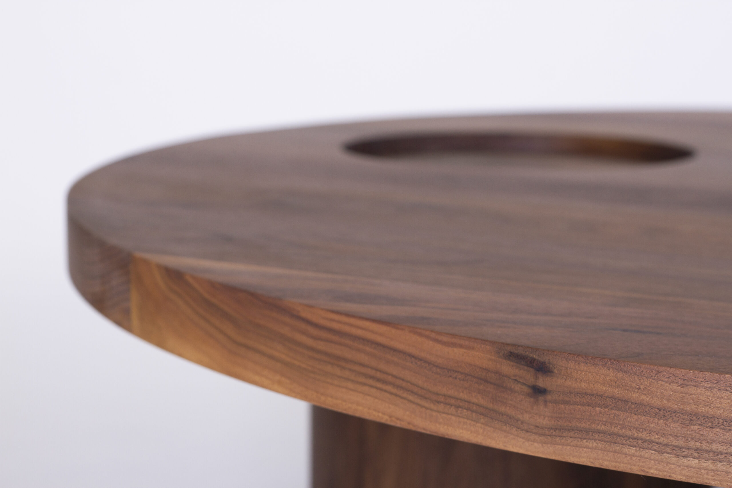 Vassoio Table by Estudio Persona 4