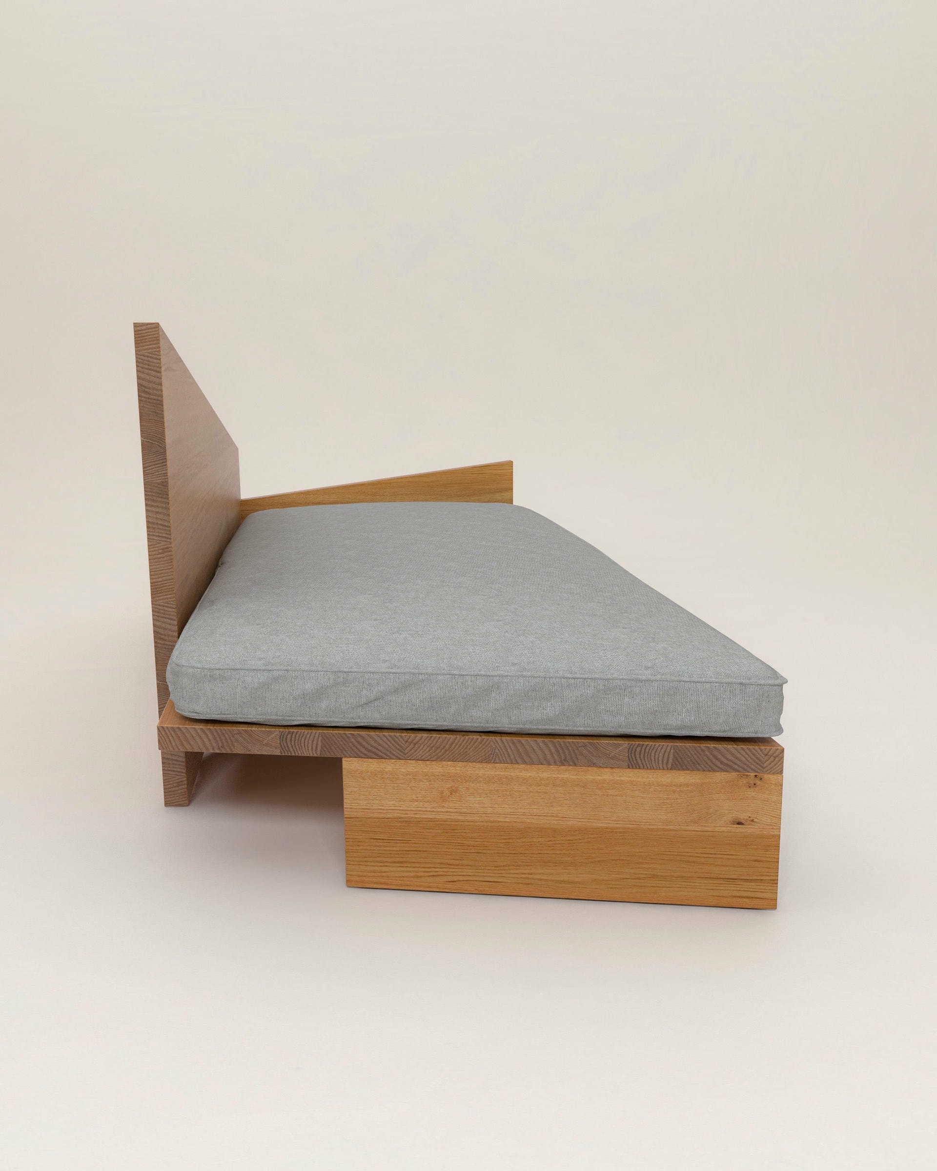 Crooked Daybed by Nazara Lazaro 7