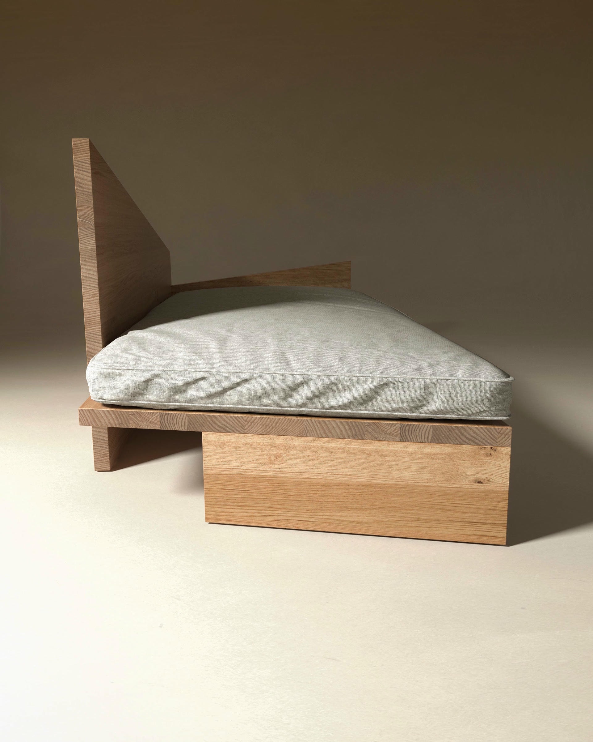 Crooked Daybed by Nazara Lazaro 9