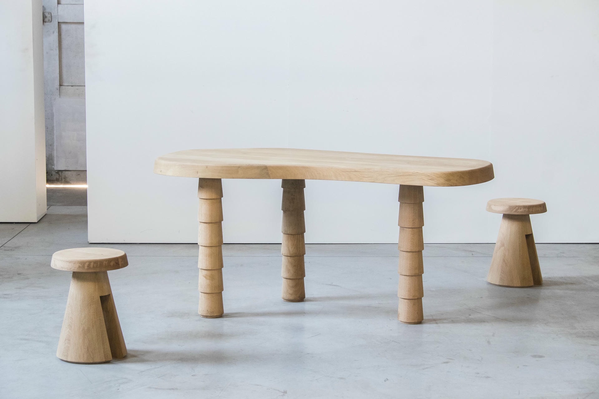 Data Table Oak M by Atelier Thomas Serruys 15