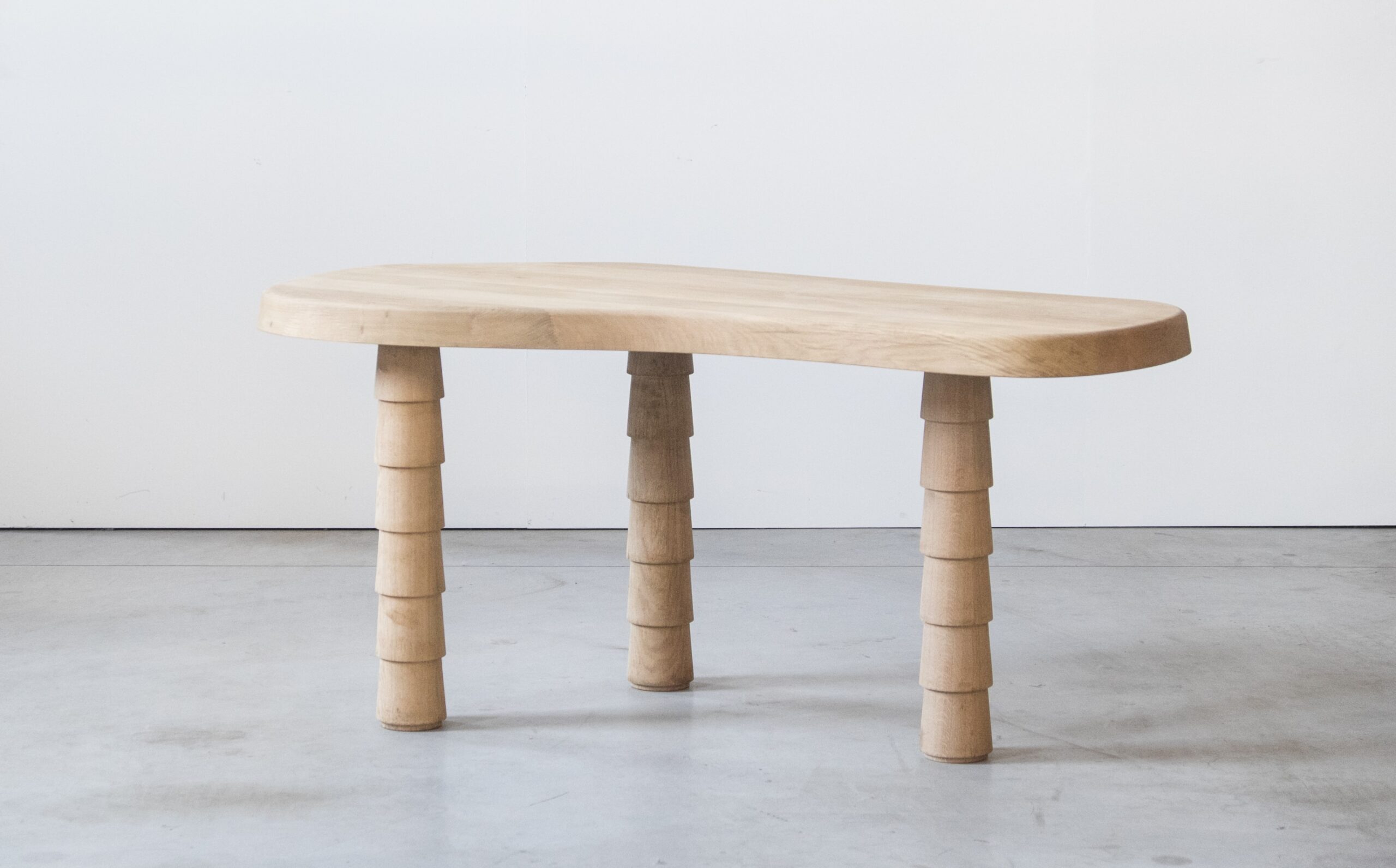 Data Table Oak M by Atelier Thomas Serruys 2