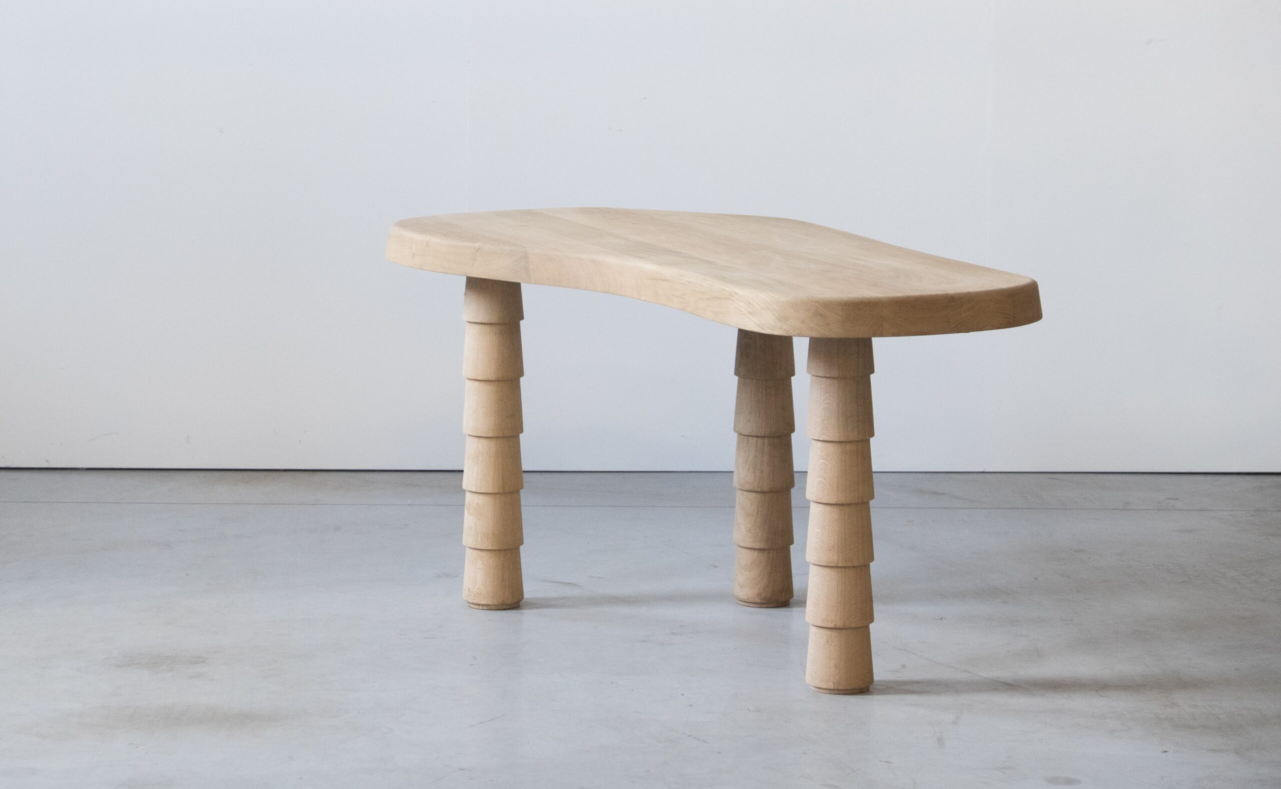 Data Table Oak M by Atelier Thomas Serruys 3