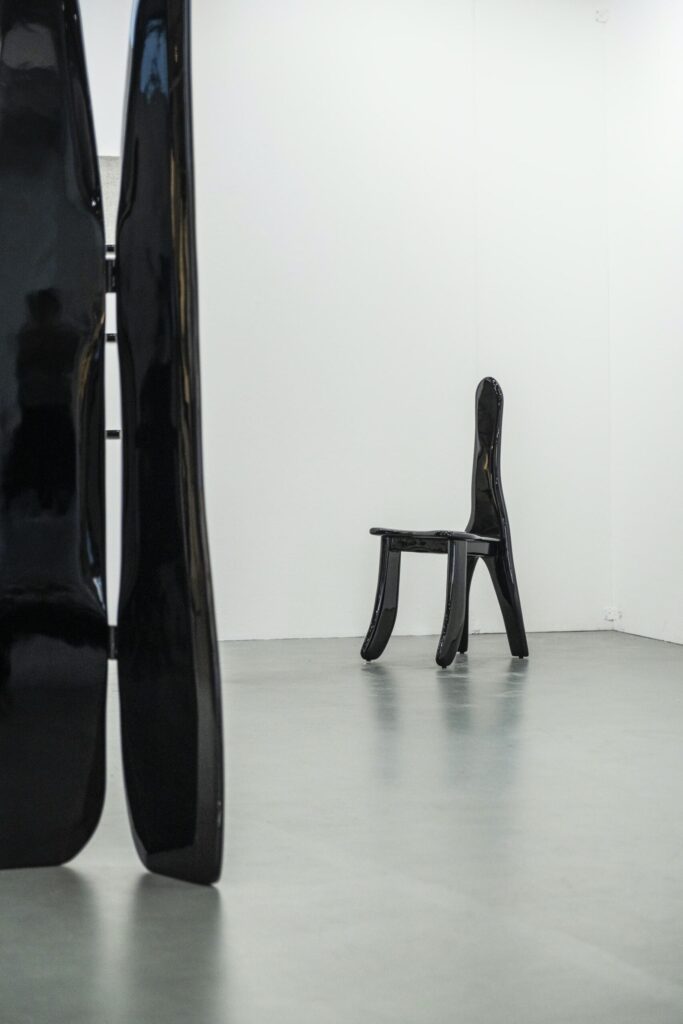 kar oracle chair galerie philia