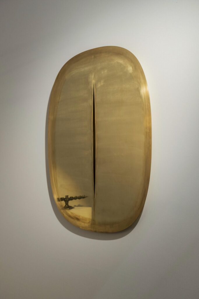 phillip jividen slit mirror galerie philia 01