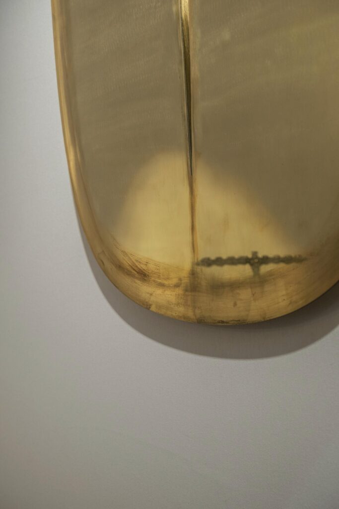 phillip jividen slit mirror galerie philia 02