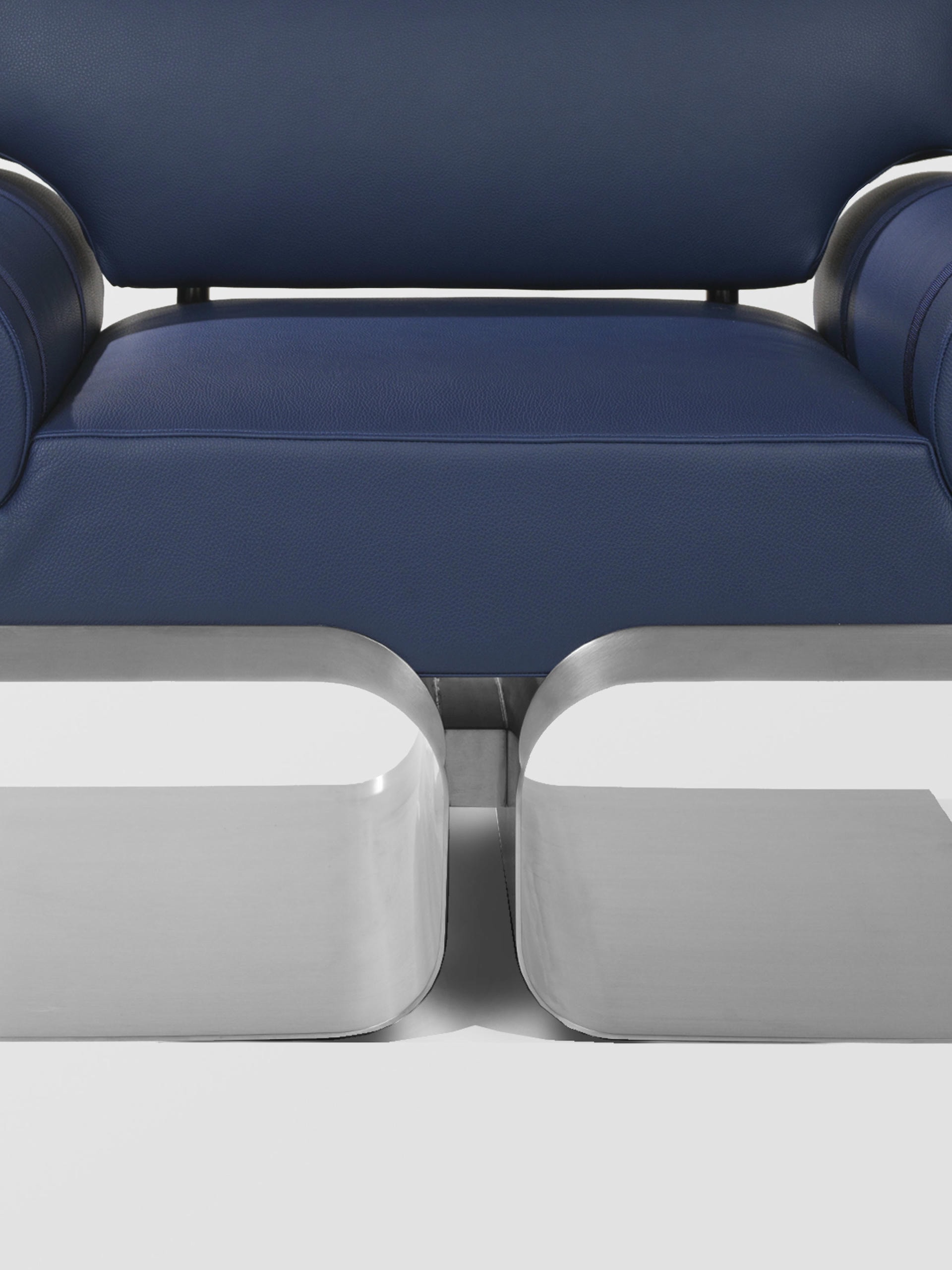 Ares Armchair by ROCHE FRERES 12