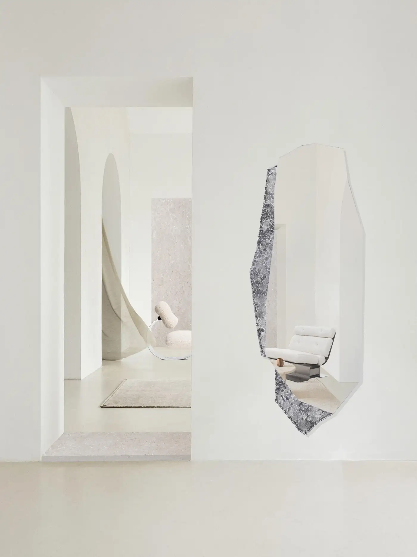 Fragment Wall Mirror by ROCHE FRRES 19