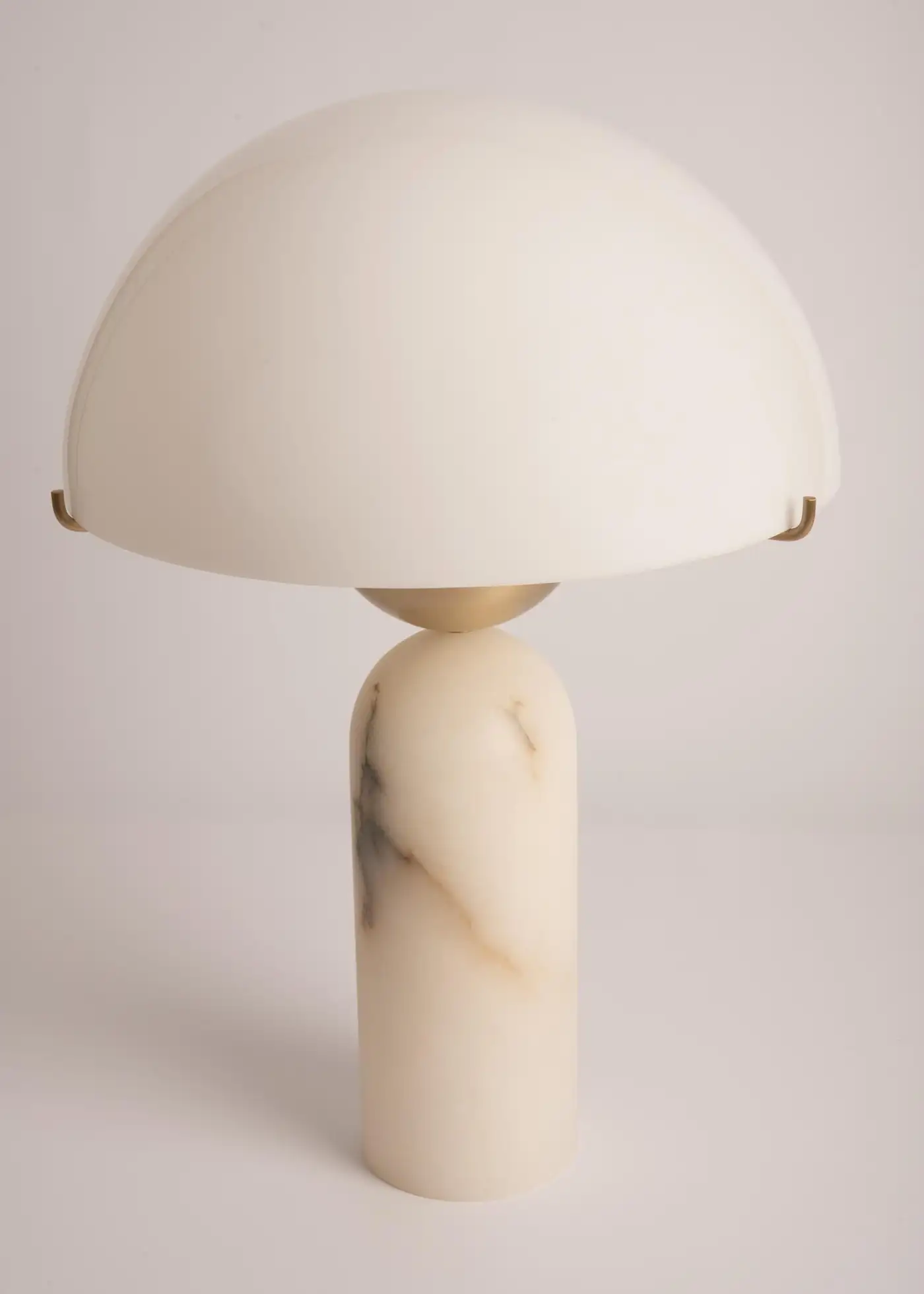 White Alabaster Peono Table Lamp by Simone Marcel 3