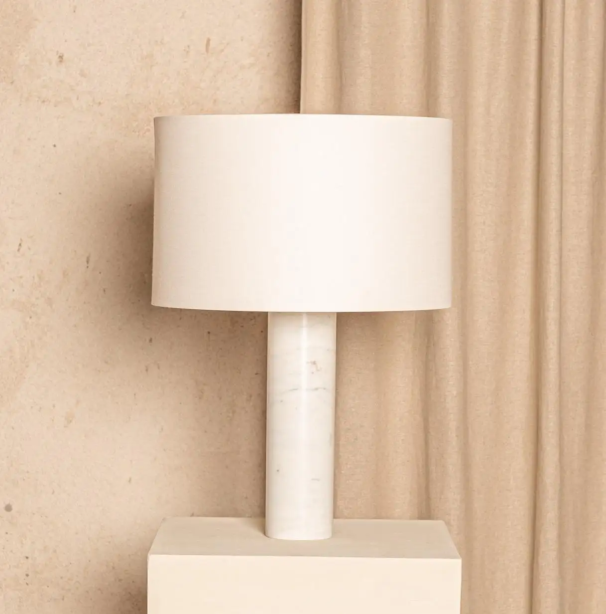 White Marble Pipo Table Lamp by Simone Marcel 4