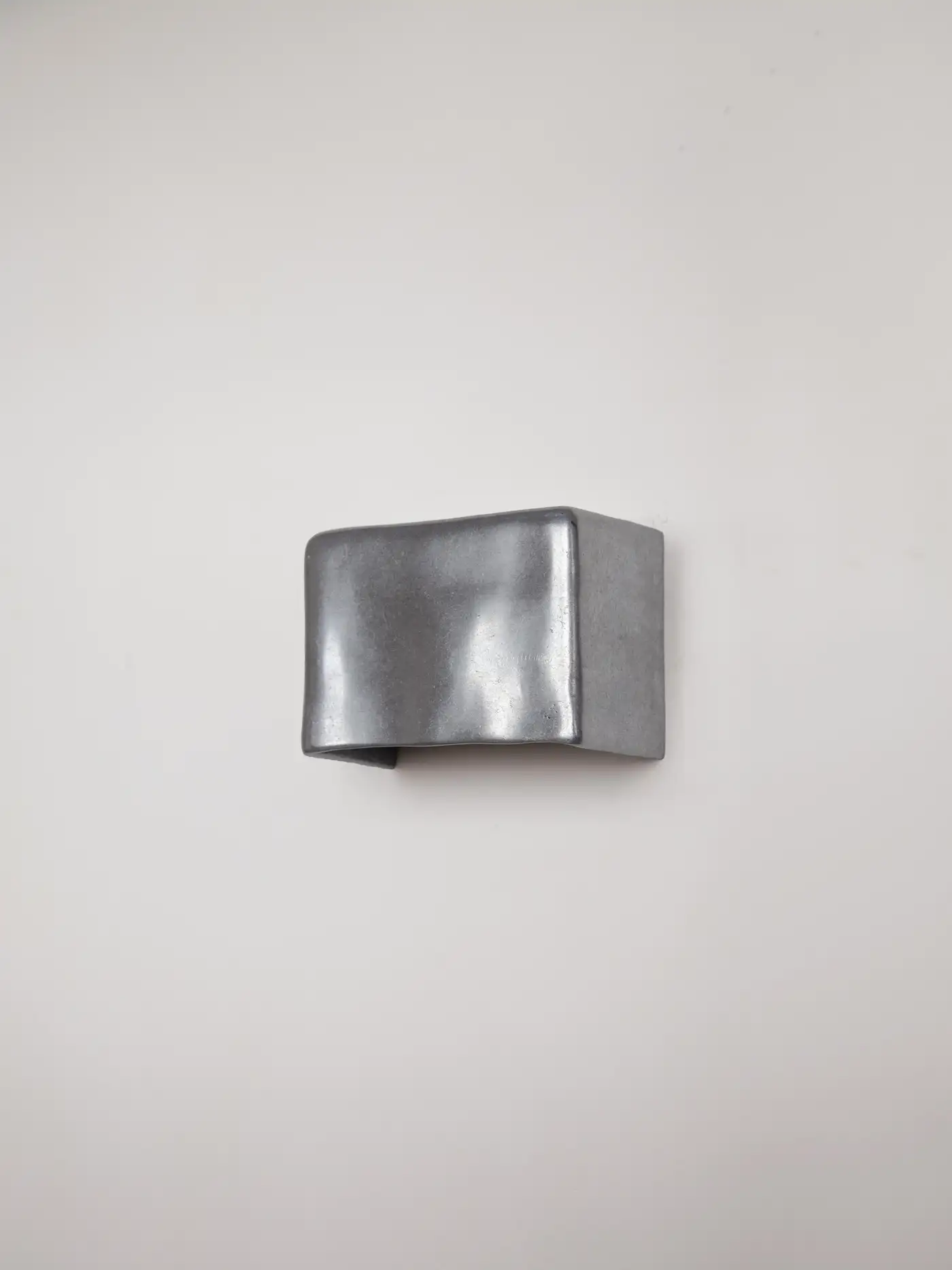 Aluminum Scape Wall Light by Stem Design 4