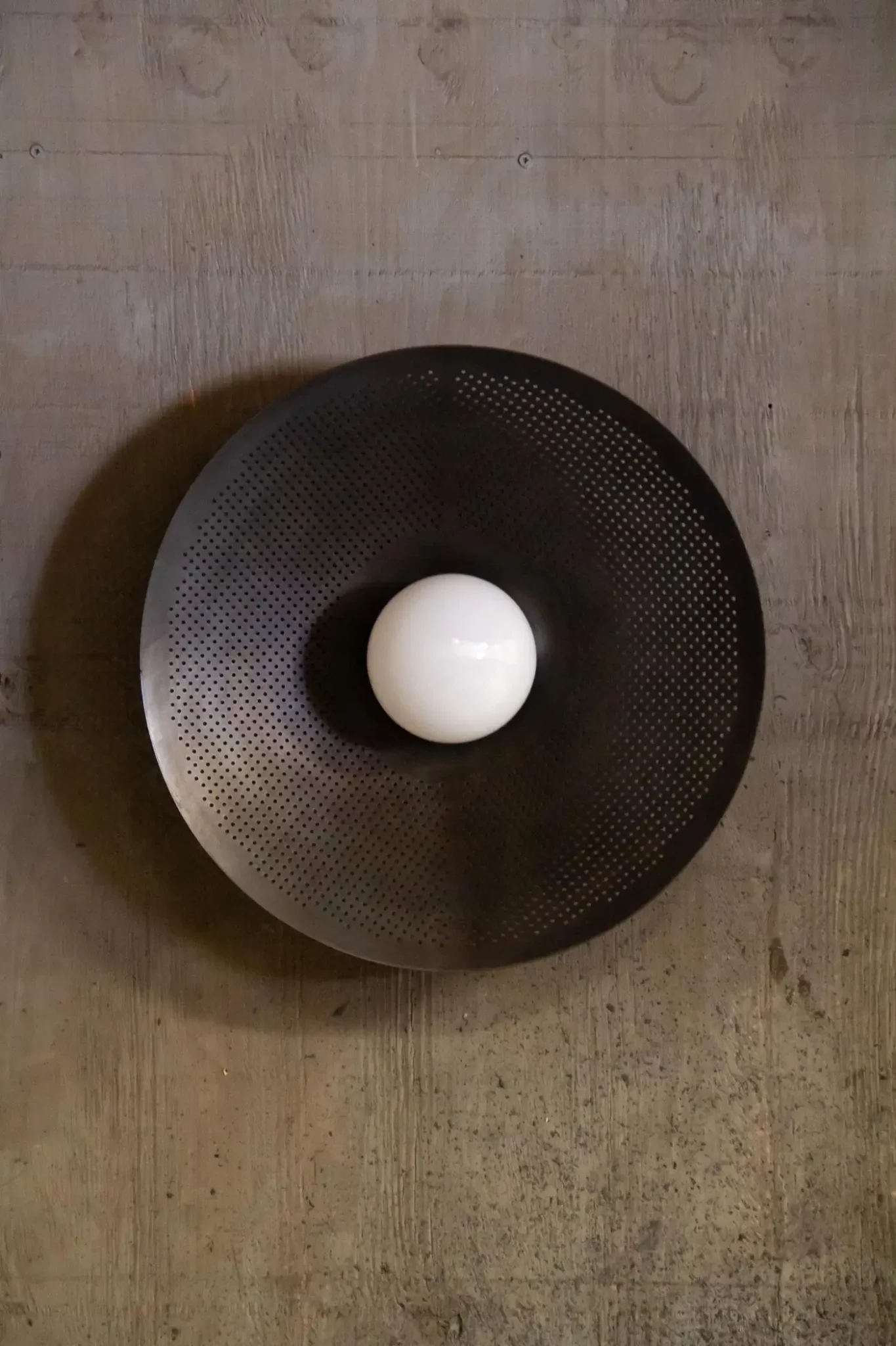 Arbotante Wall Lamp by Federico Stefanovich 10
