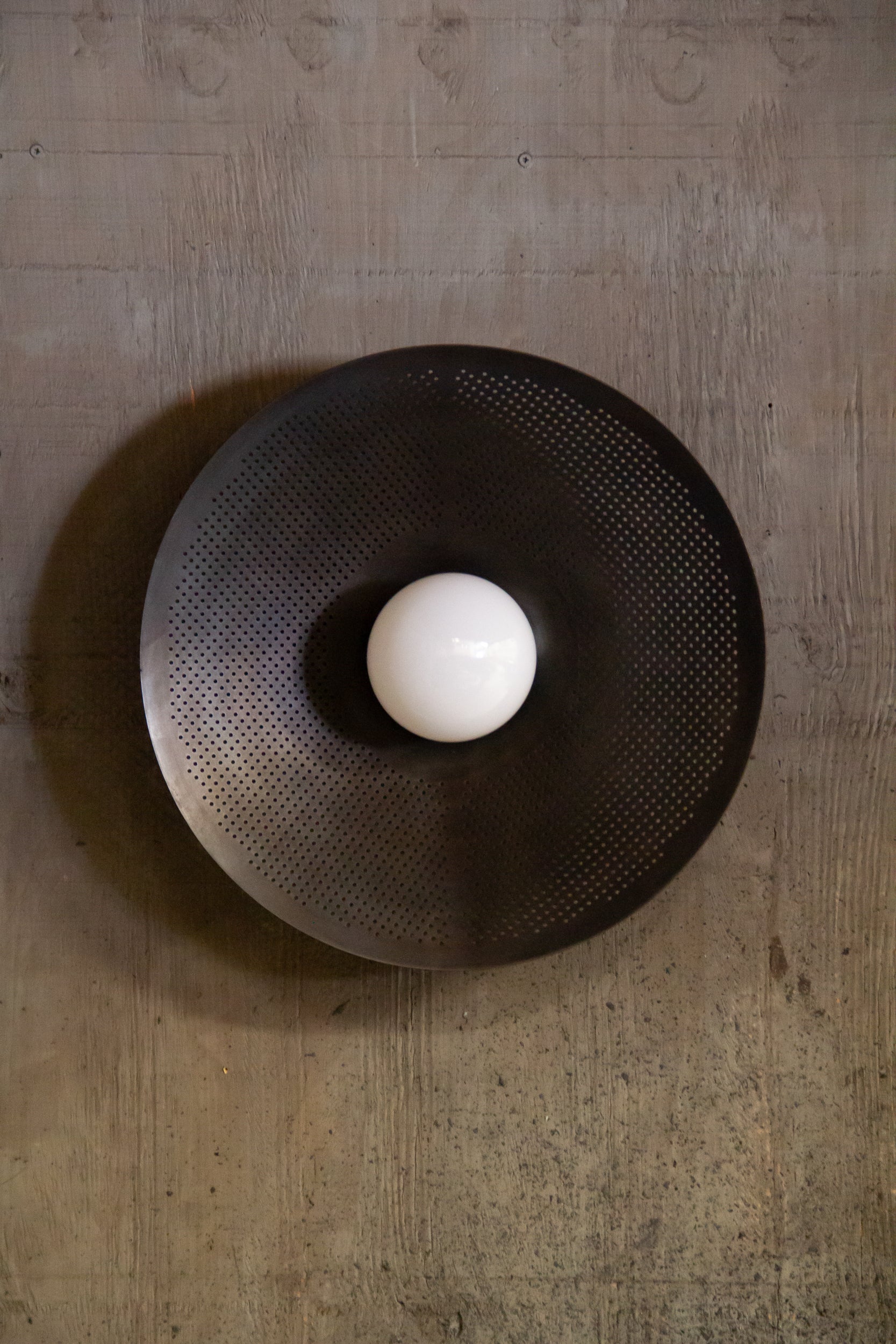 Arbotante Wall Lamp by Federico Stefanovich 11