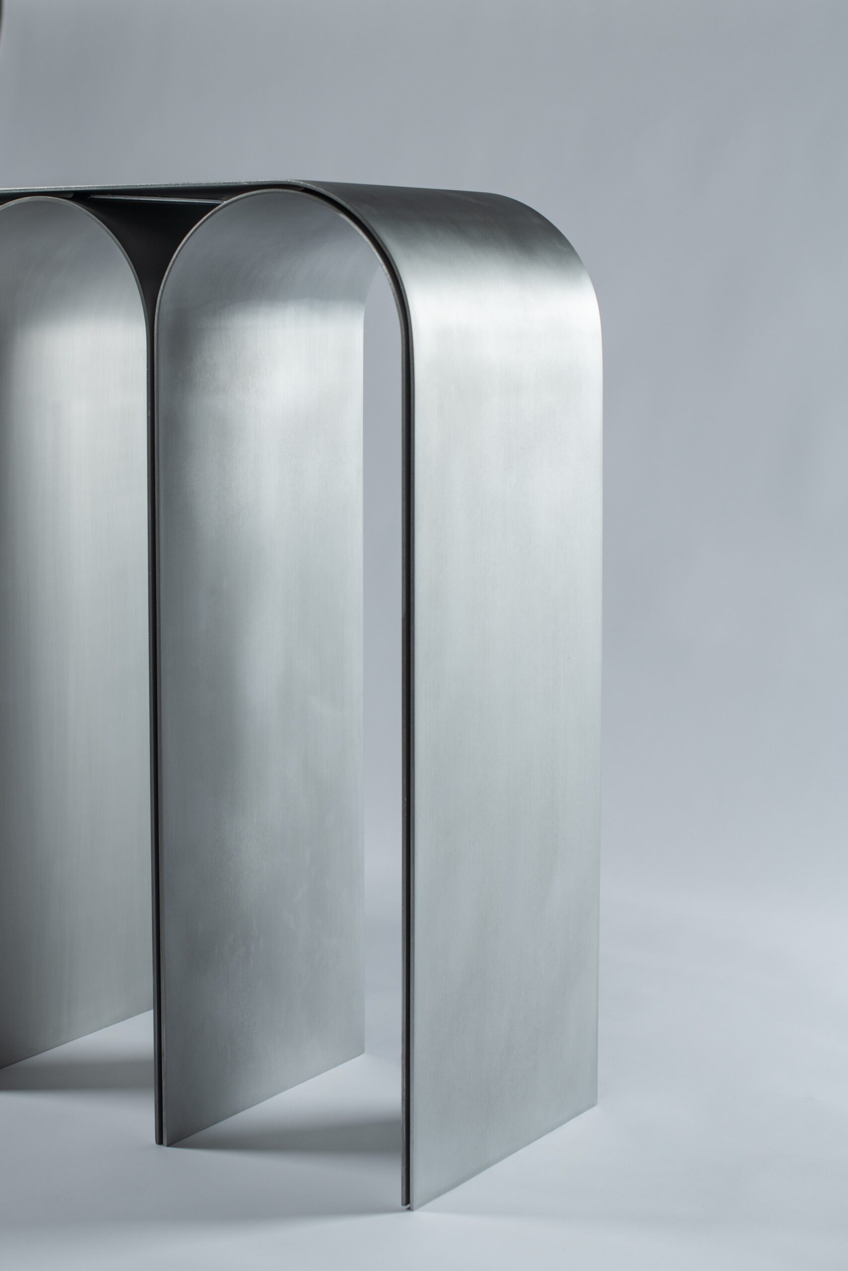 Contemporary Silver Aluminum Arch Console by Pietro Franceschini 4