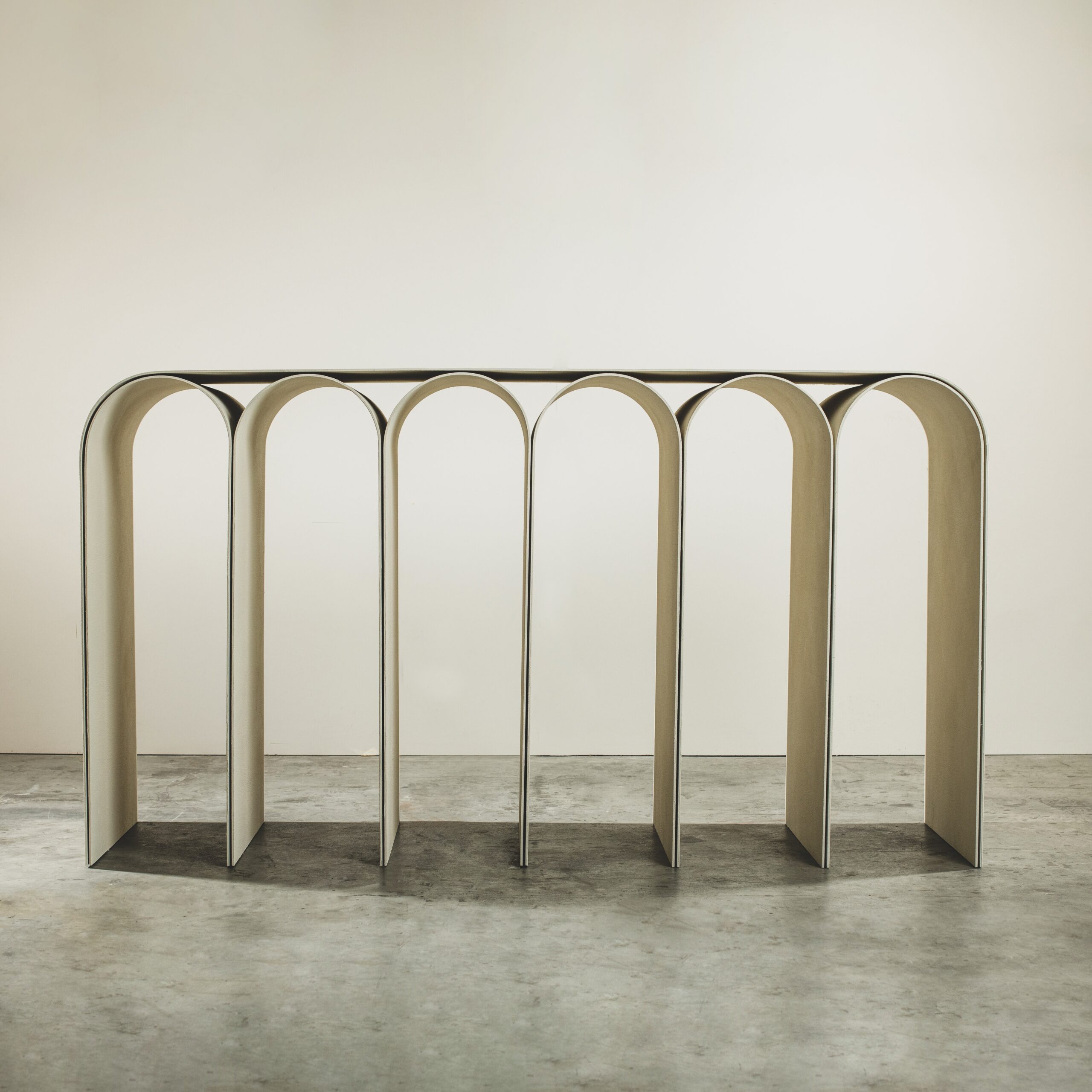 Contemporary White Plaster Arch Console by Pietro Franceschini 3