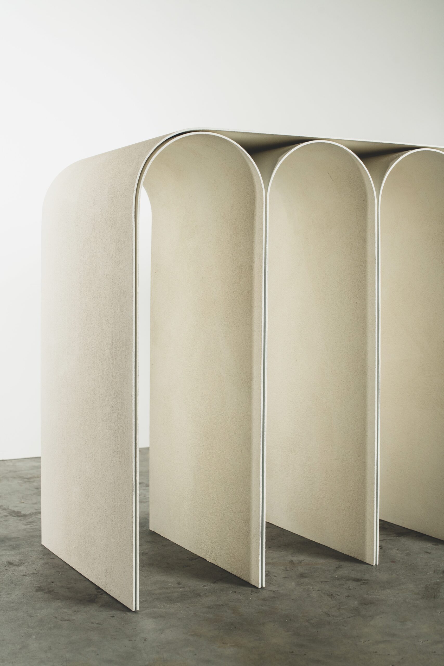Contemporary White Plaster Arch Console by Pietro Franceschini 5