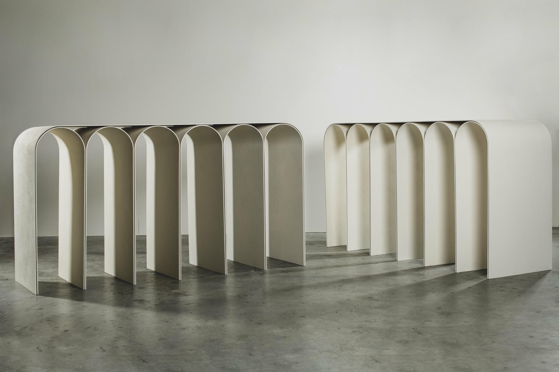 Contemporary White Plaster Arch Console by Pietro Franceschini 7