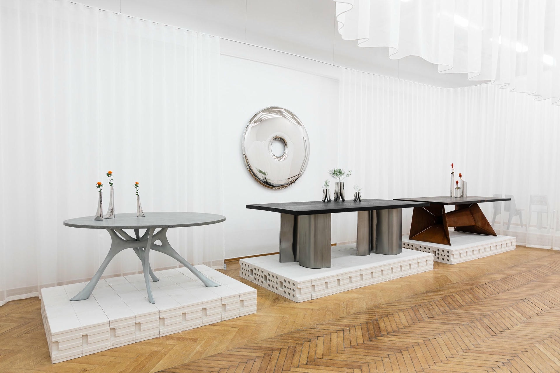Parova Oak Dining Table by Zieta 8