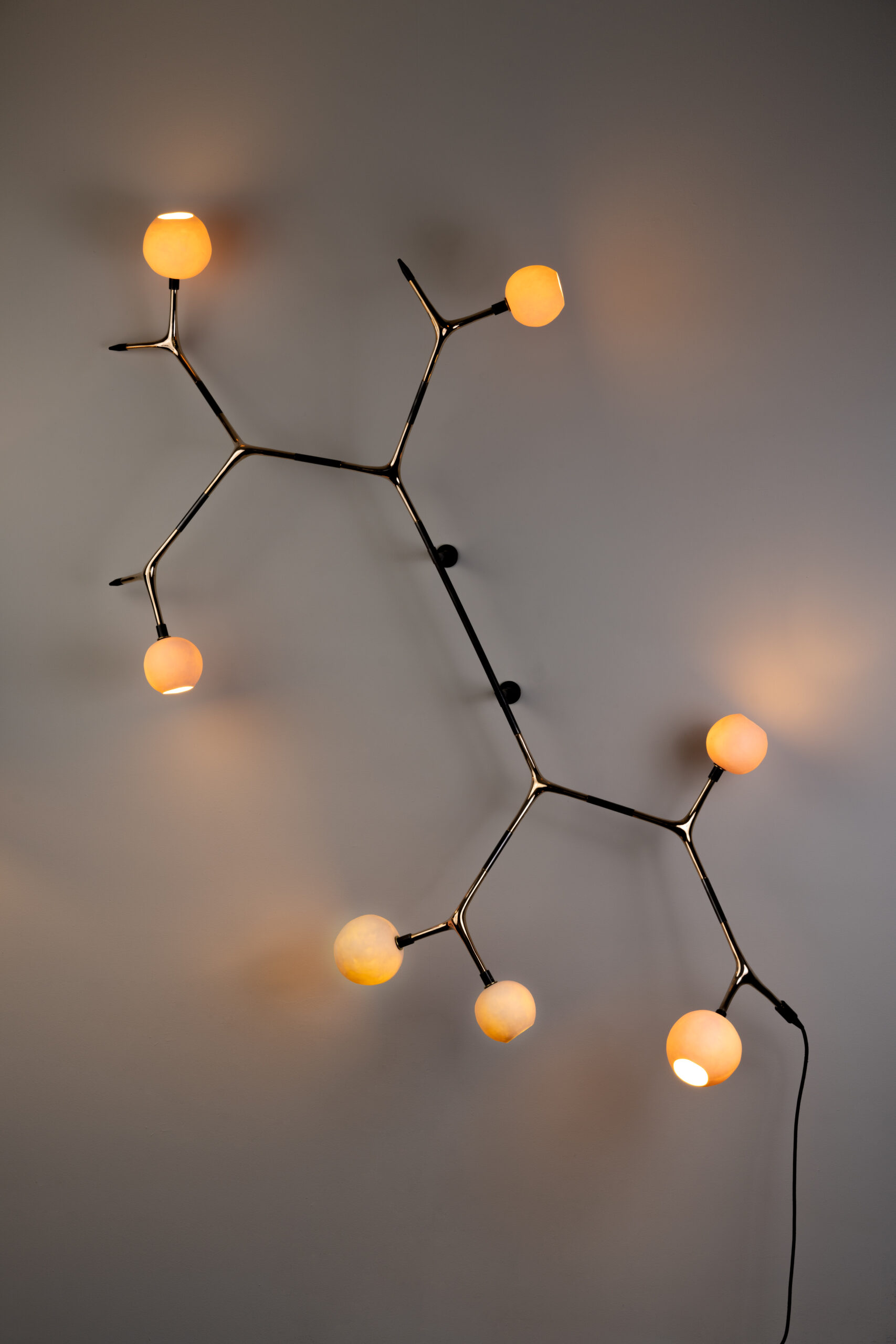 Porcelain and Polished Bronze Campamocha Climbing Wall Lamp by Isabel Moncada 7