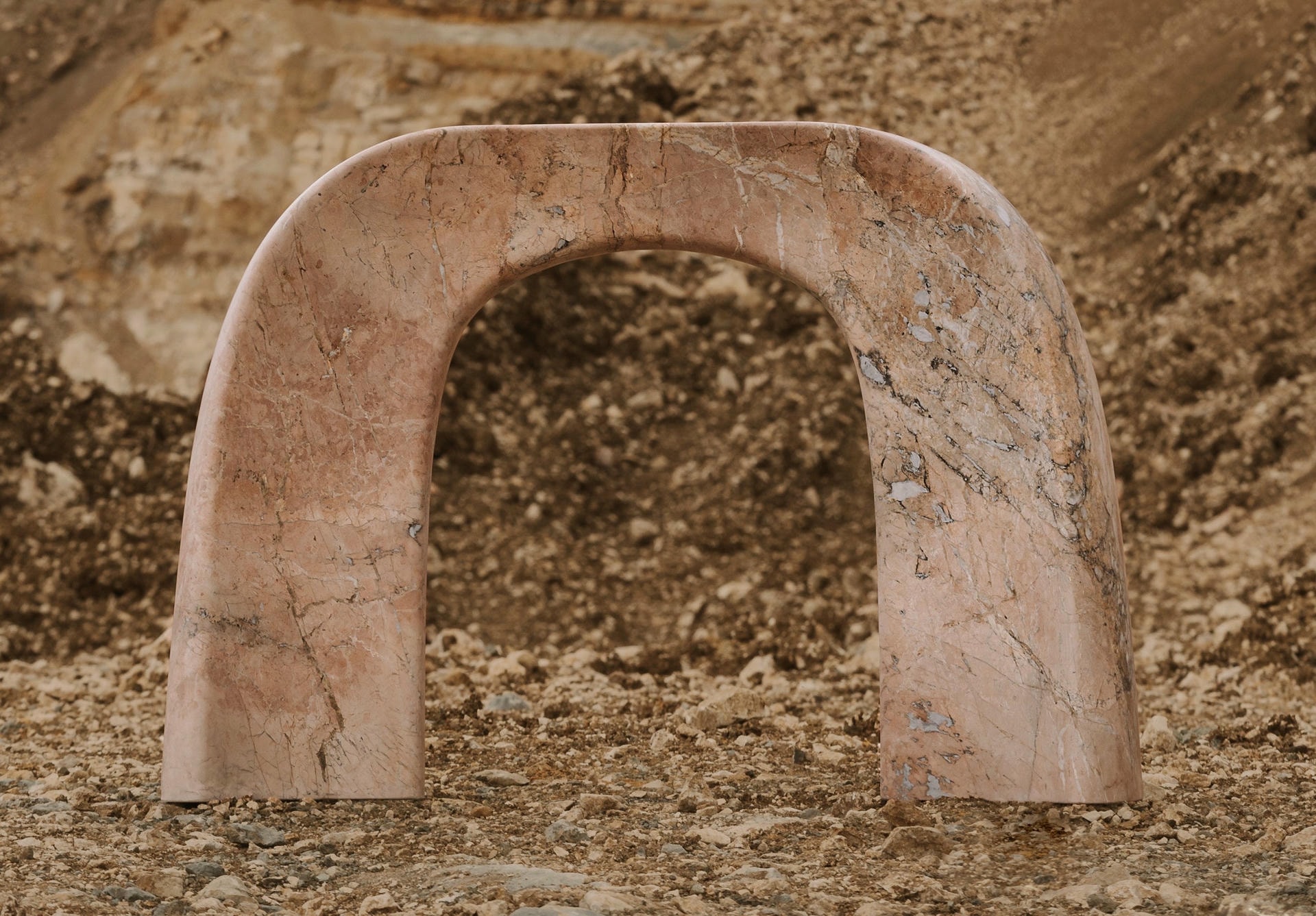 Shan Console by Serafini 2
