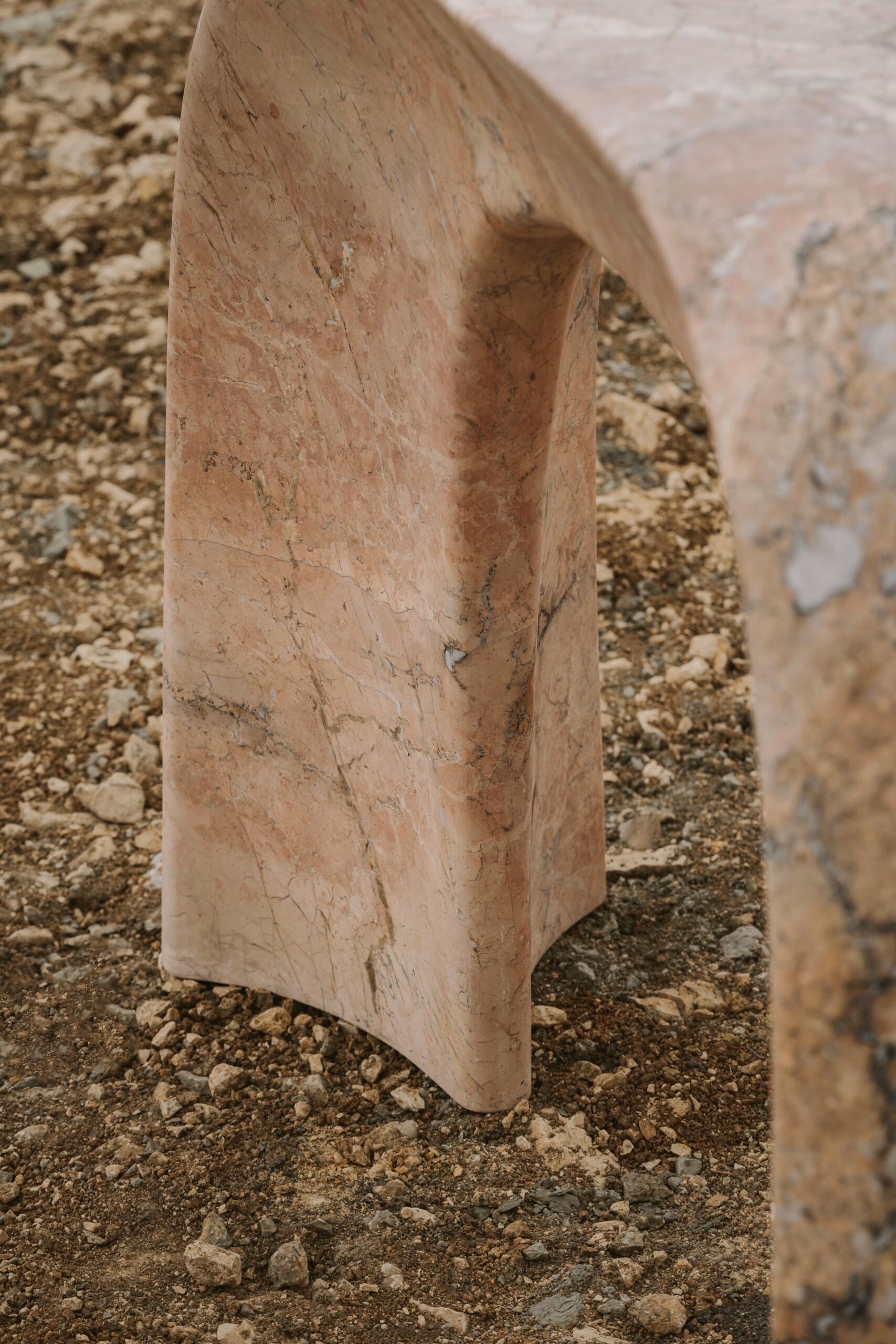 Shan Console by Serafini 3