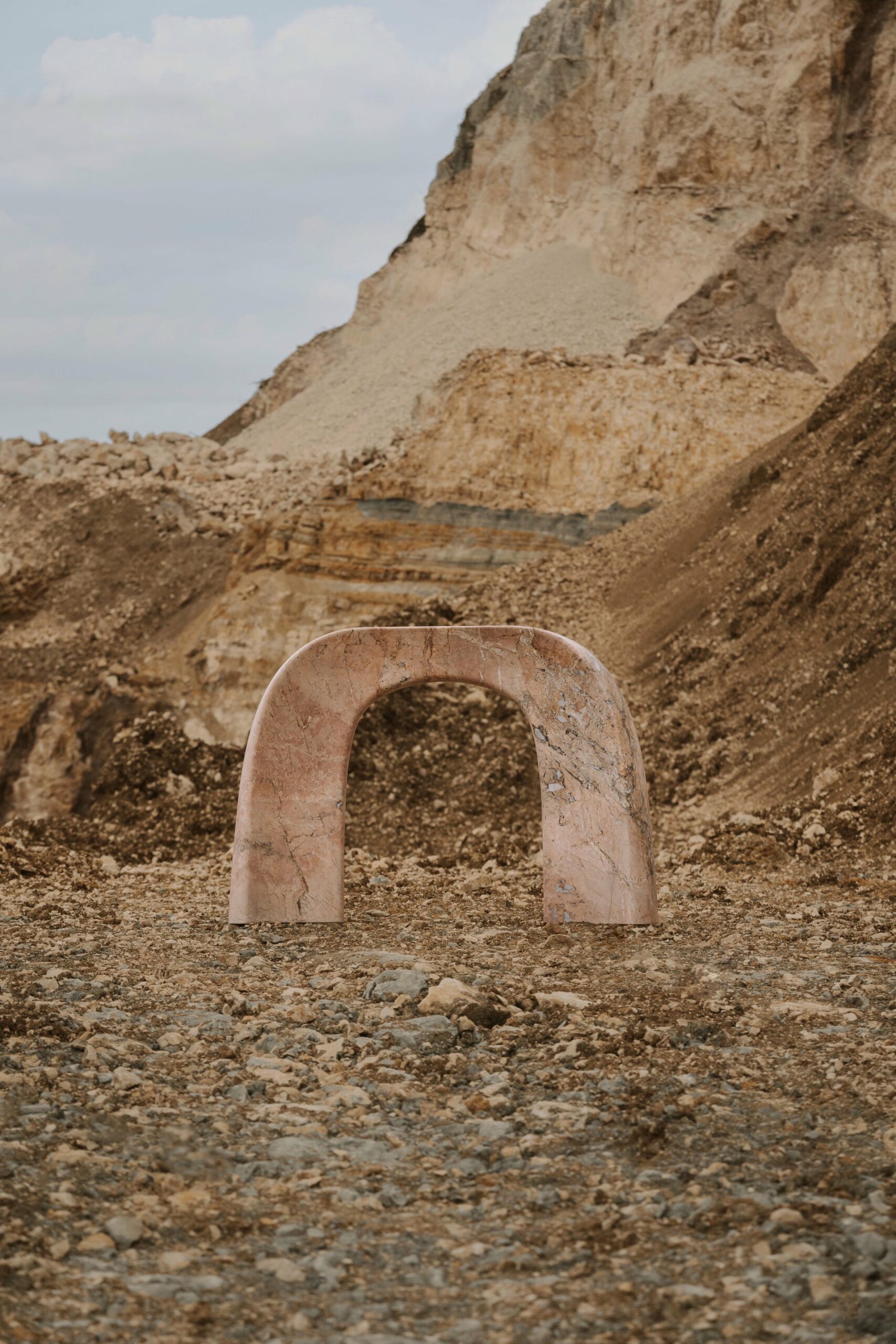 Shan Console by Serafini 4