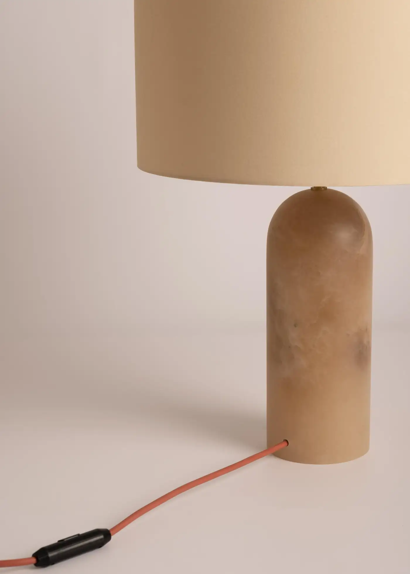 Tobacco Alabaster Pura Table Lamp by Simone Marcel 2