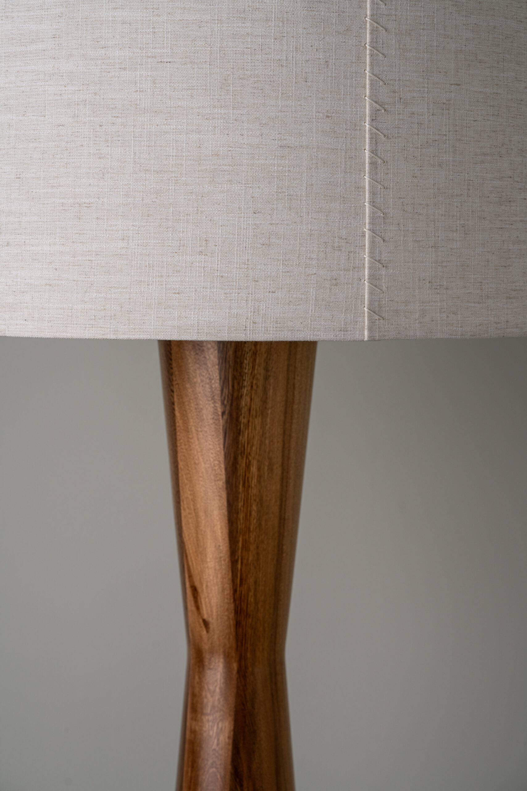 Tulipán Floor Lamp by Isabel Moncada 3