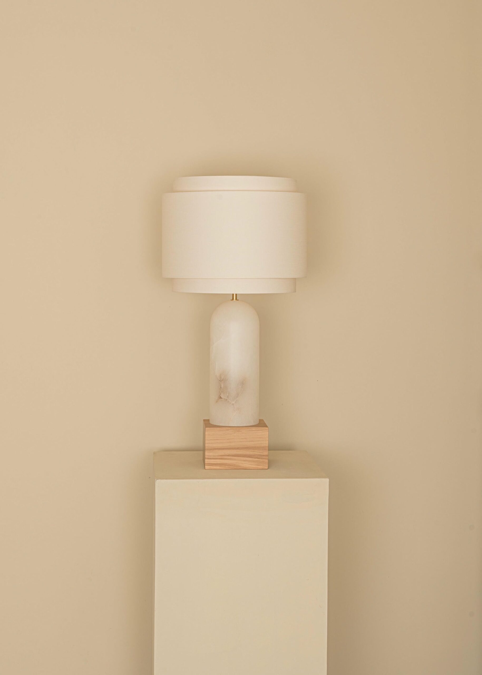 White Alabaster And Oak Base Pura Kelo Double Table Lamp by Simone Marcel 7