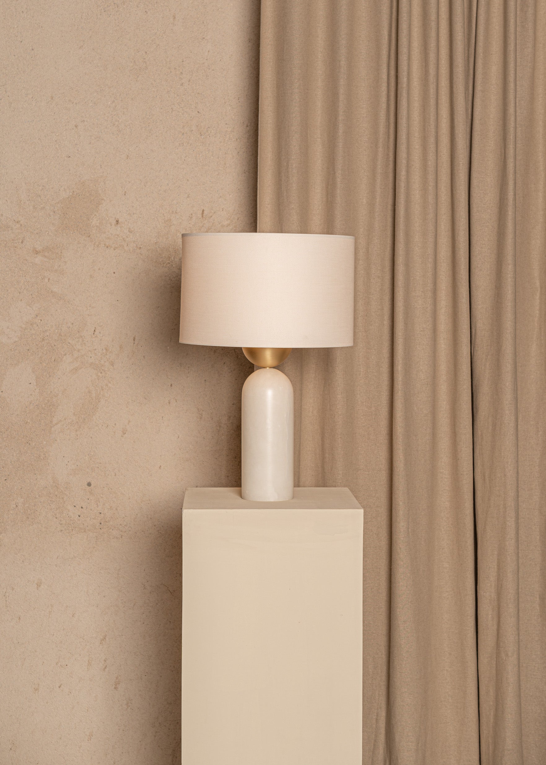 White Alabaster Peona Table Lamp by Simone Marcel 7