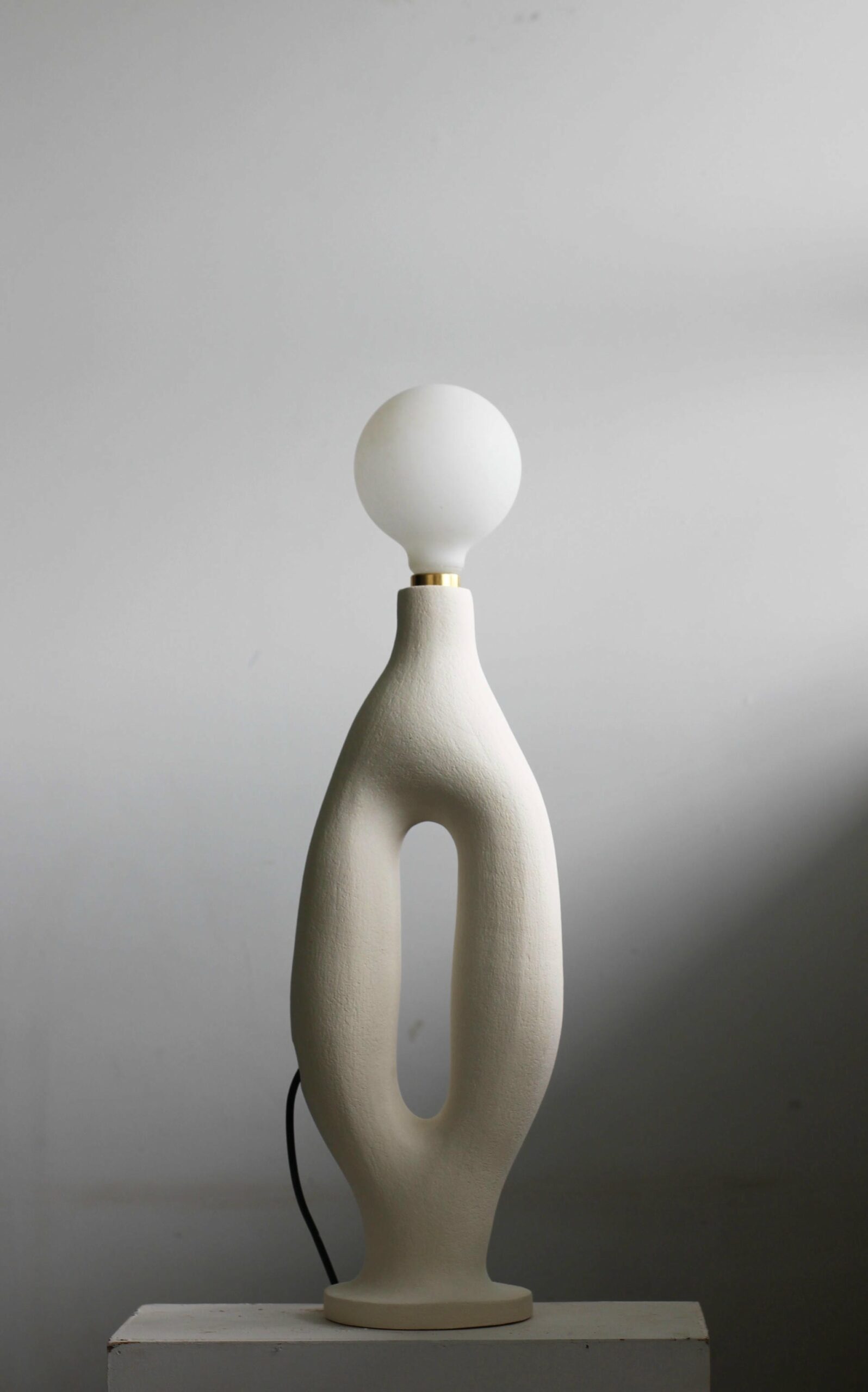 White Stoneware Exo Table Lamp by Abid Javed 2