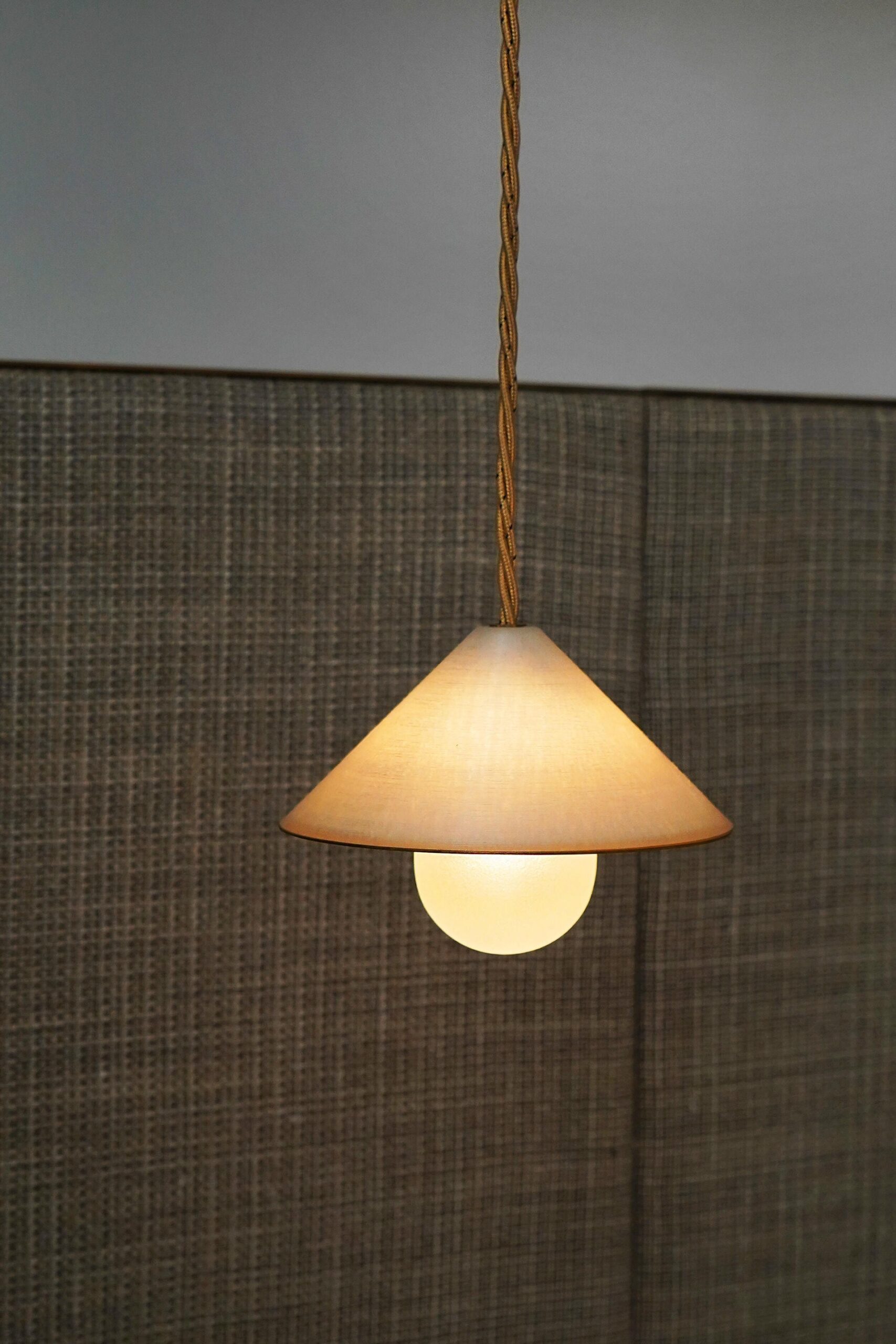 Alba Top Pendant by Contain 4