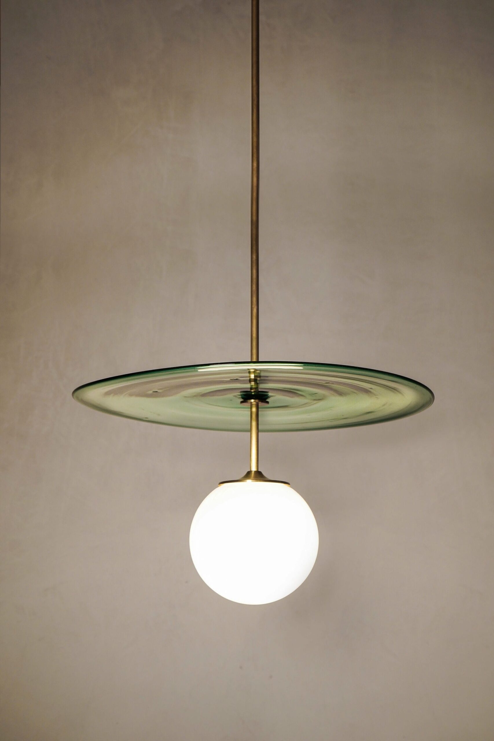 Plat Pendant 4547 by Contain 2