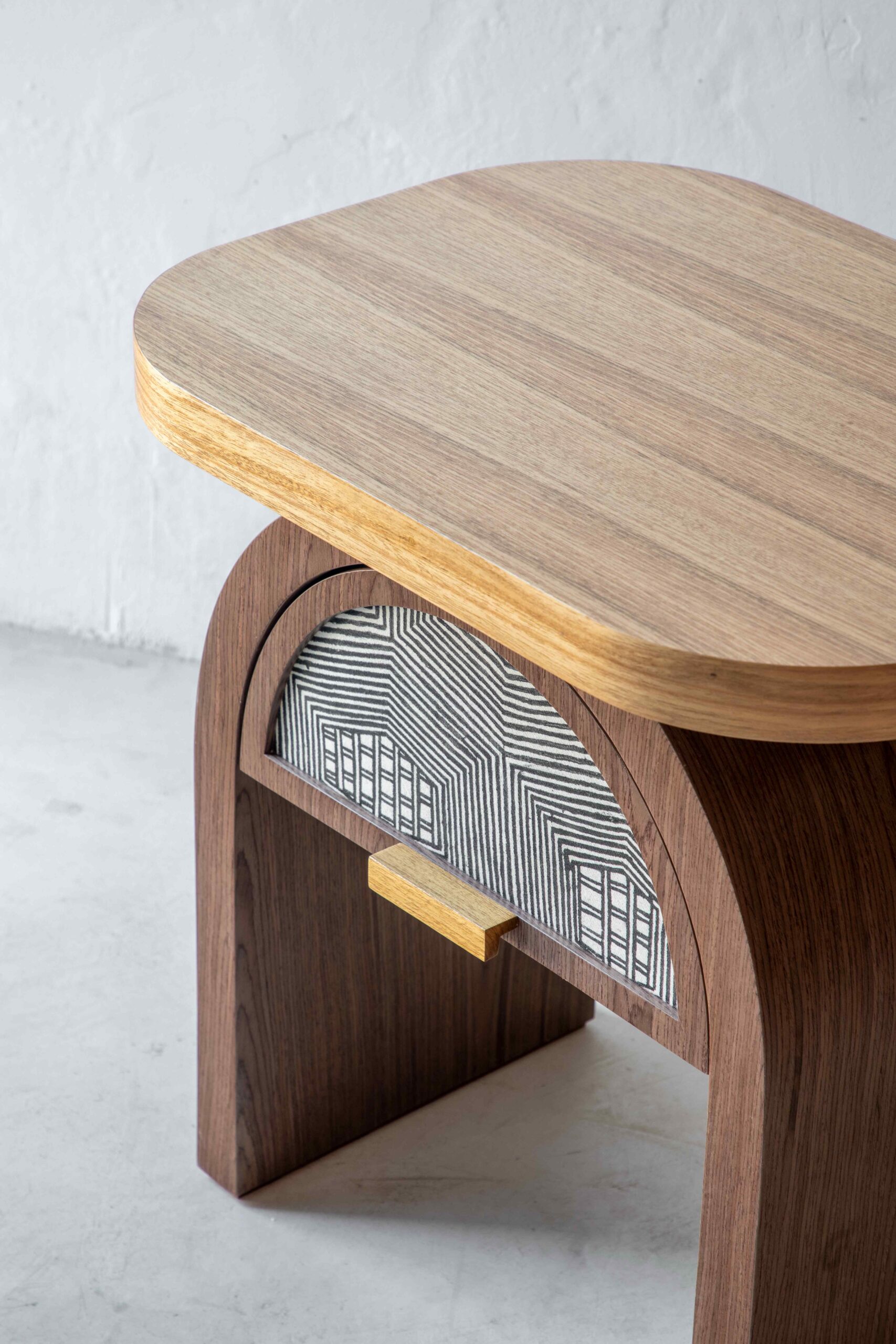 Arco Side Table by Gabriela Campos 3
