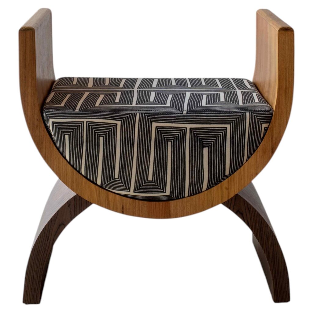 Arco Stool by Gabriela Campos 1
