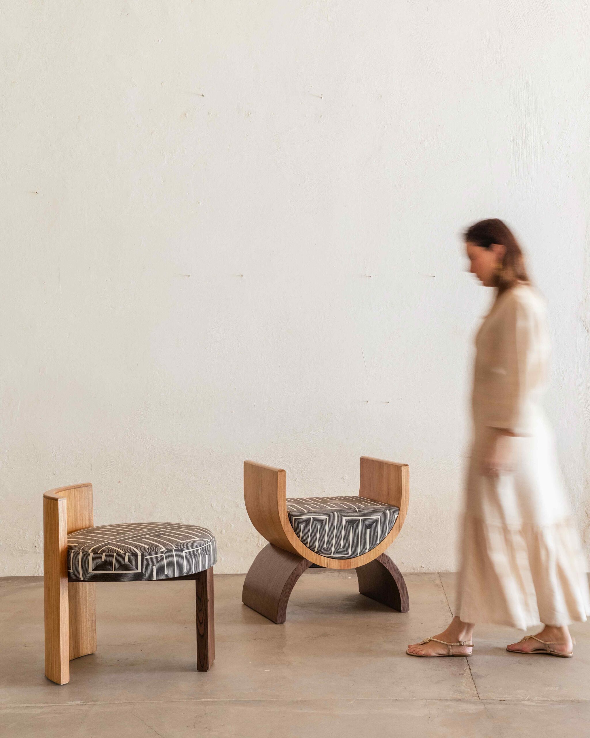 Arco Stool by Gabriela Campos 11