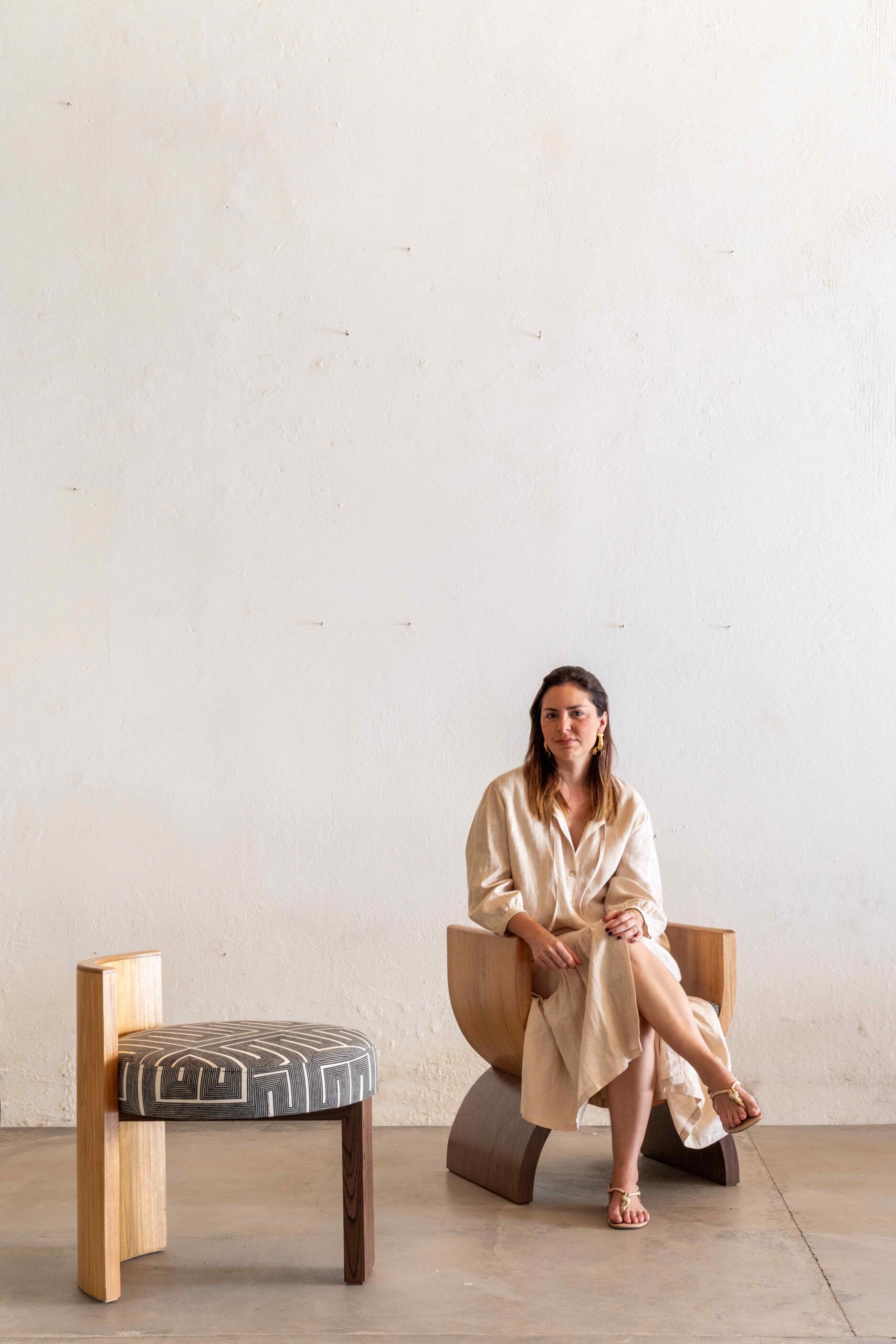 Arco Stool by Gabriela Campos 14