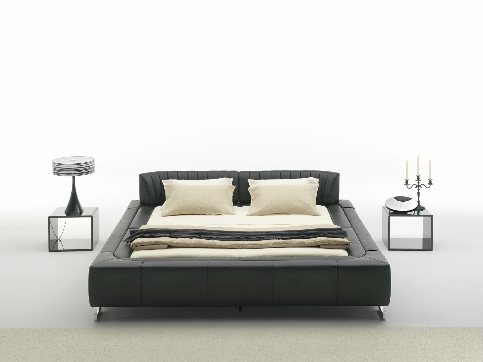 DS 1165 Bed by De Sede Leather and Metal Modern Design Switzerland 2