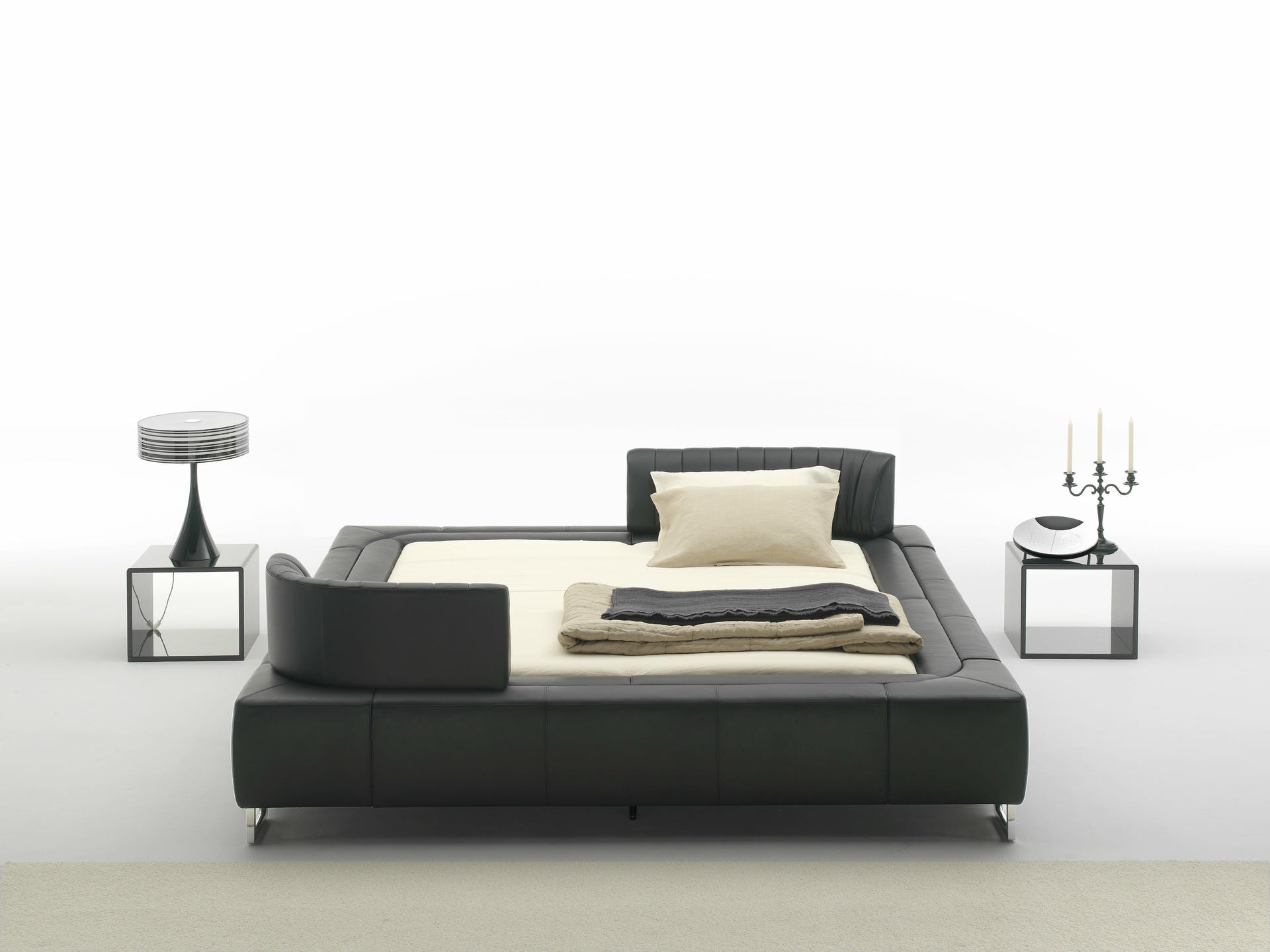 DS 1165 Bed by De Sede Leather and Metal Modern Design Switzerland 3