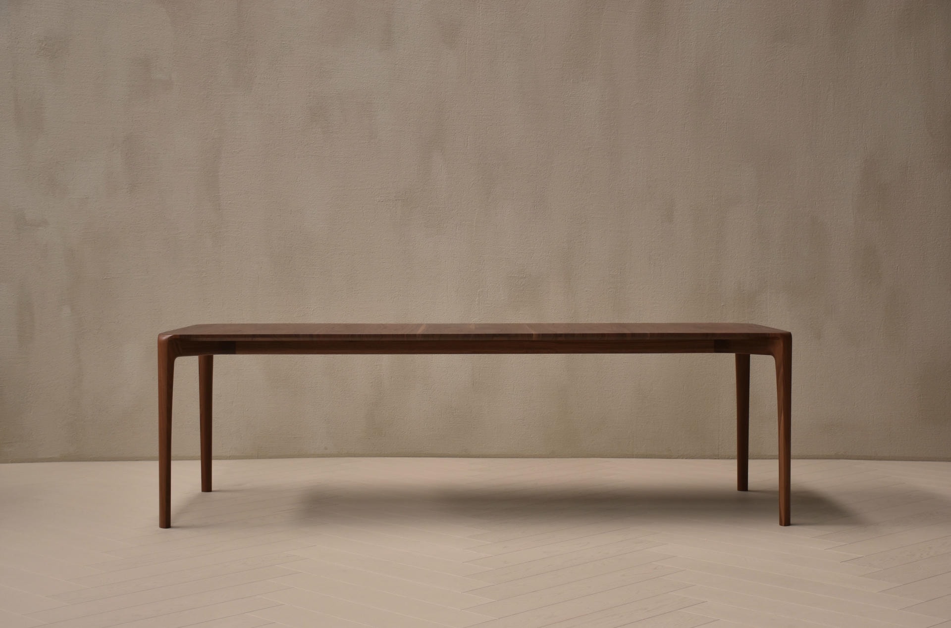 Kingston Dining Table by Daniel Poole 2